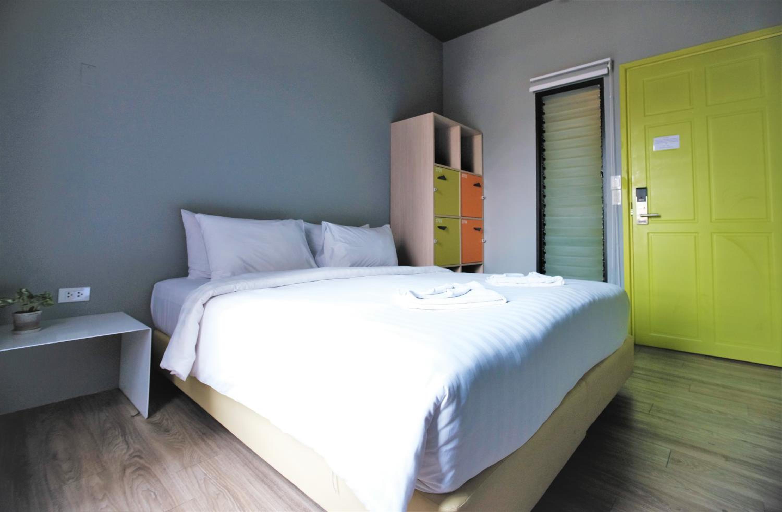 Standard Double Room (Female only) with Shared Bathroom photo 1