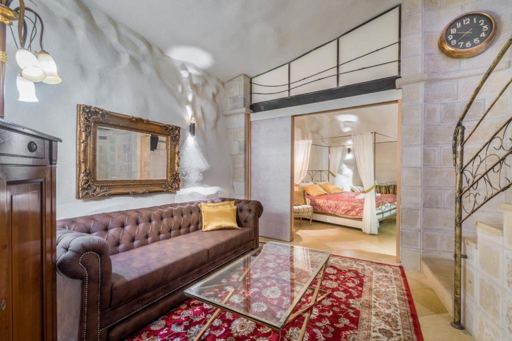 Deluxe Apartment - Photo 18