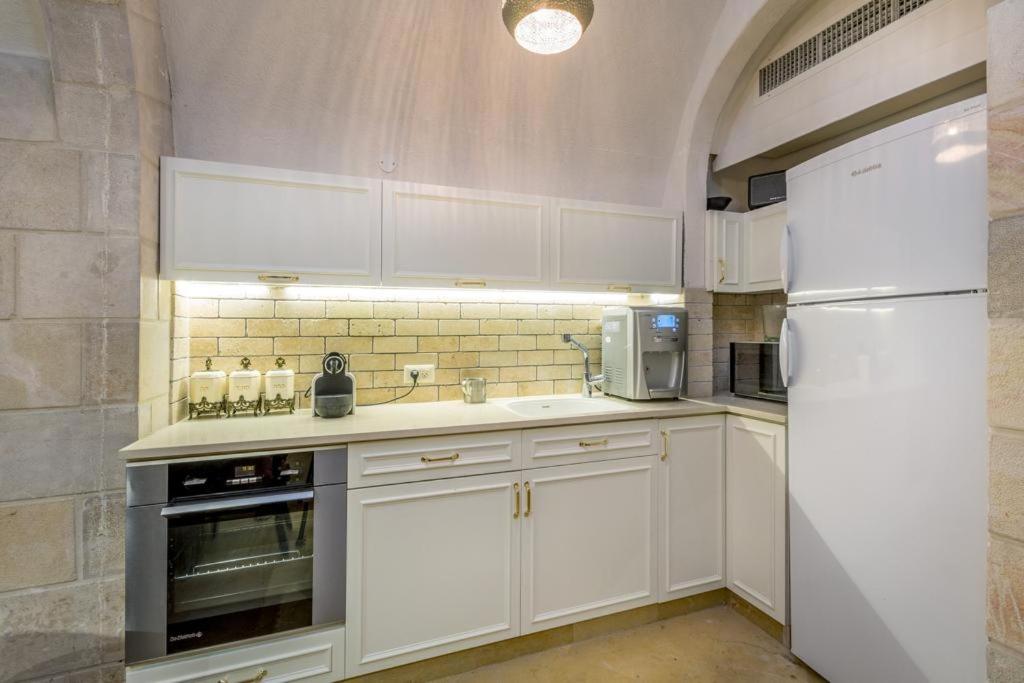 Superior Apartment - Photo 12