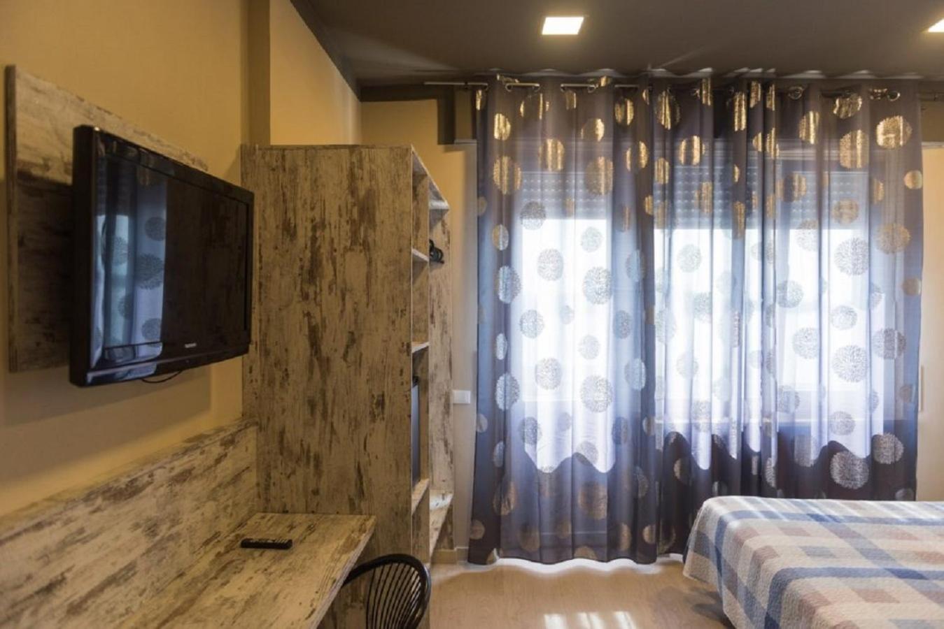 Quadruple Room - Photo 3