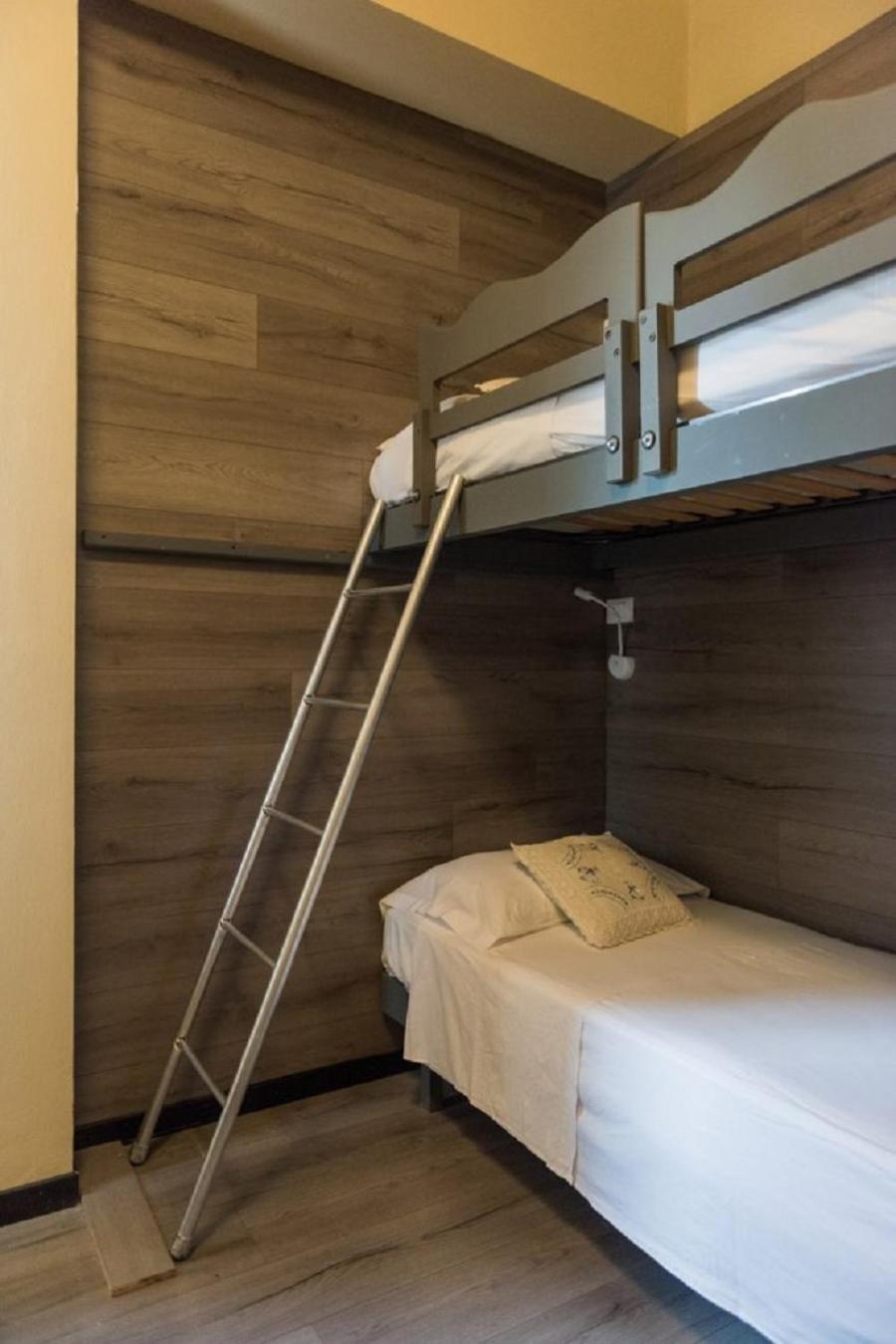 Quadruple Room - Photo 4