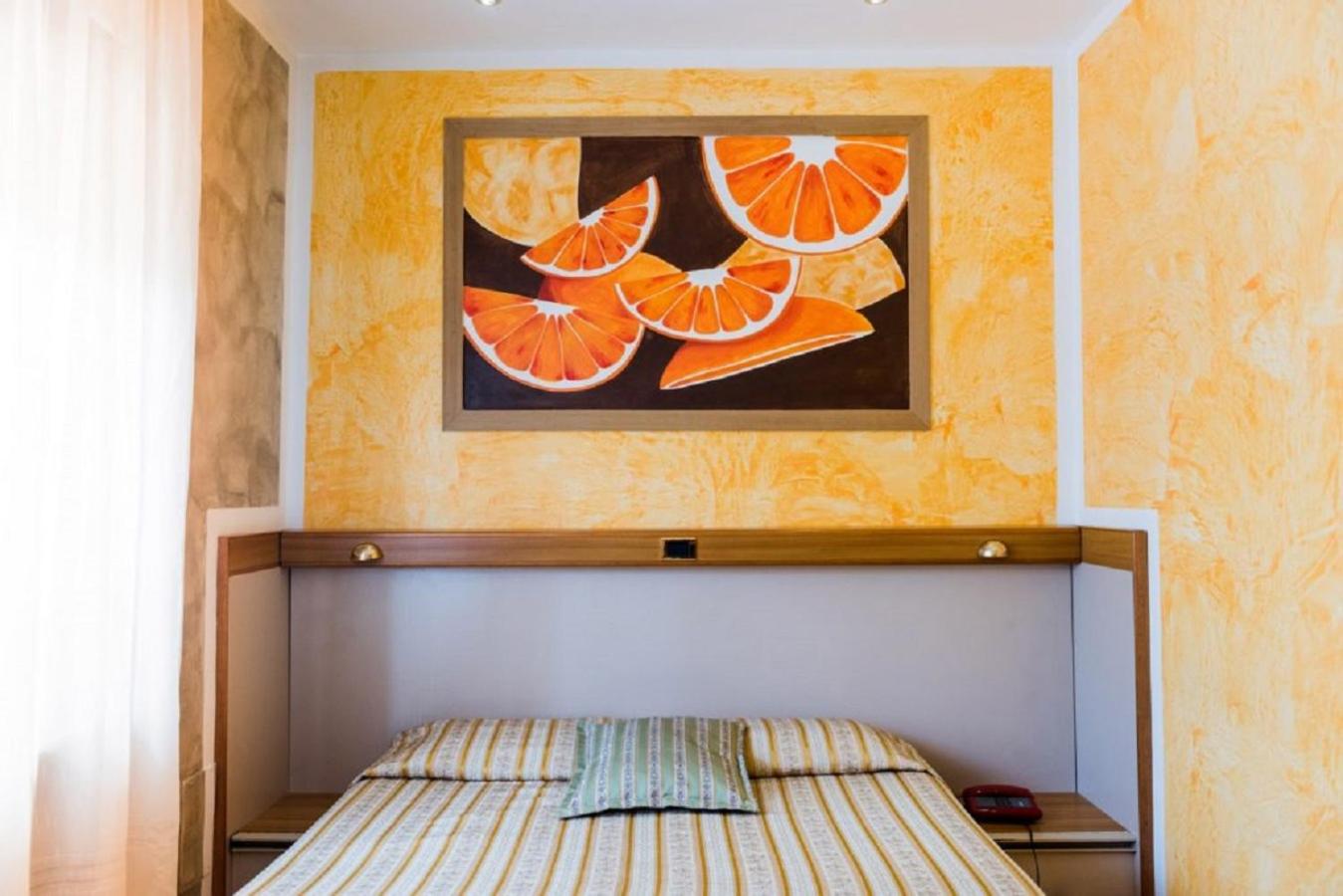 Double or Twin Room - Photo 2