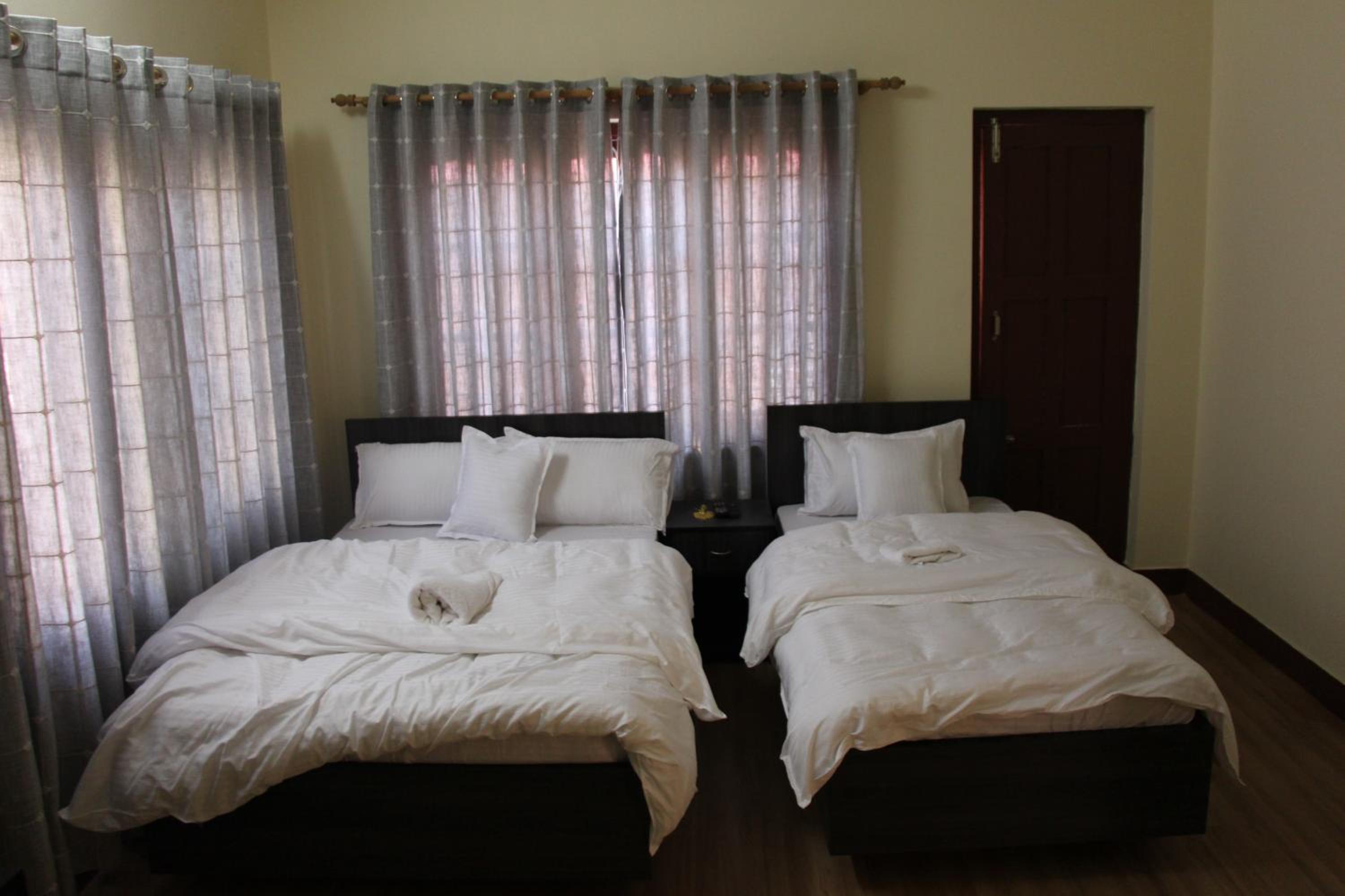 Deluxe Double Or Twin Room photo 3
