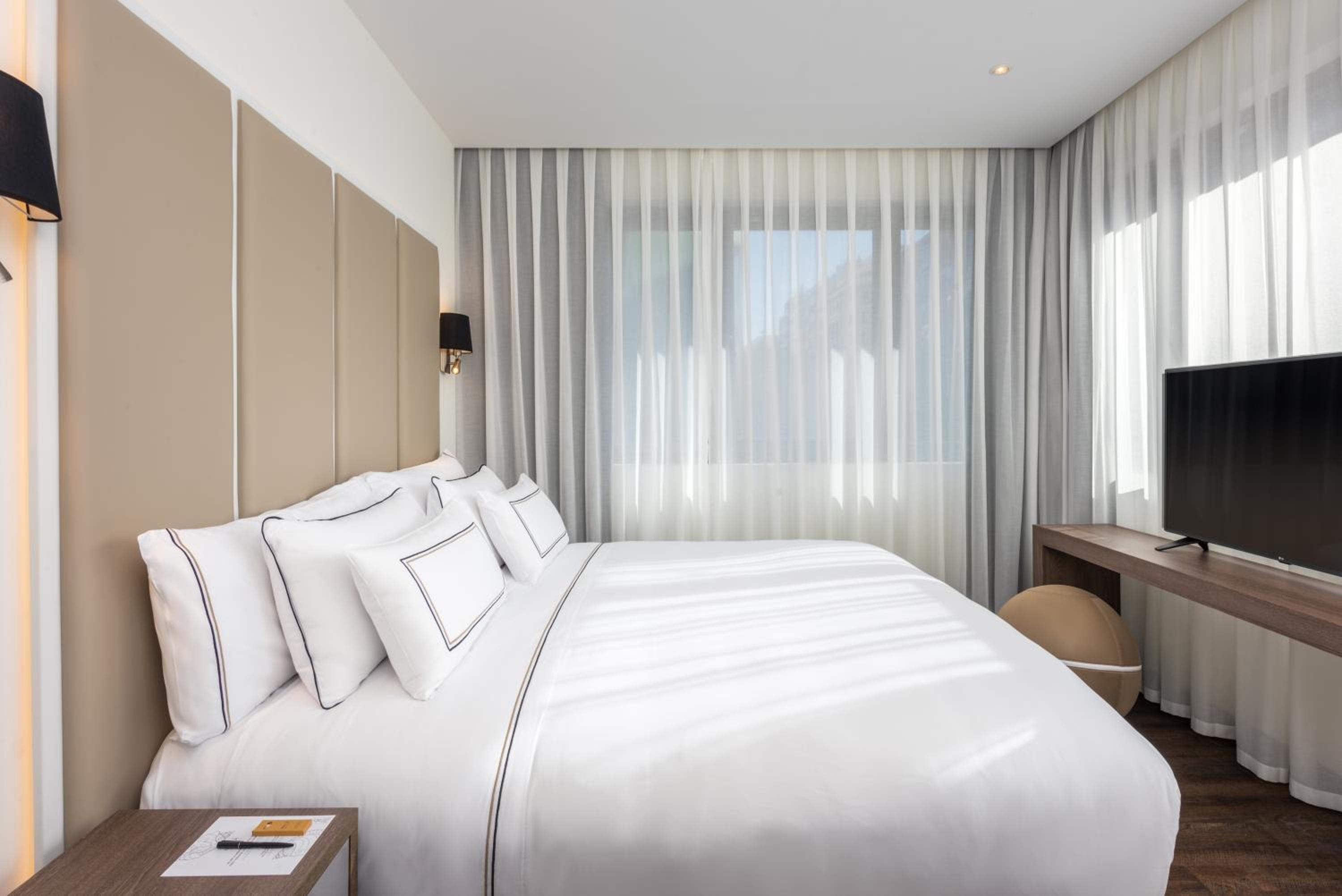 Junior Suite The Level