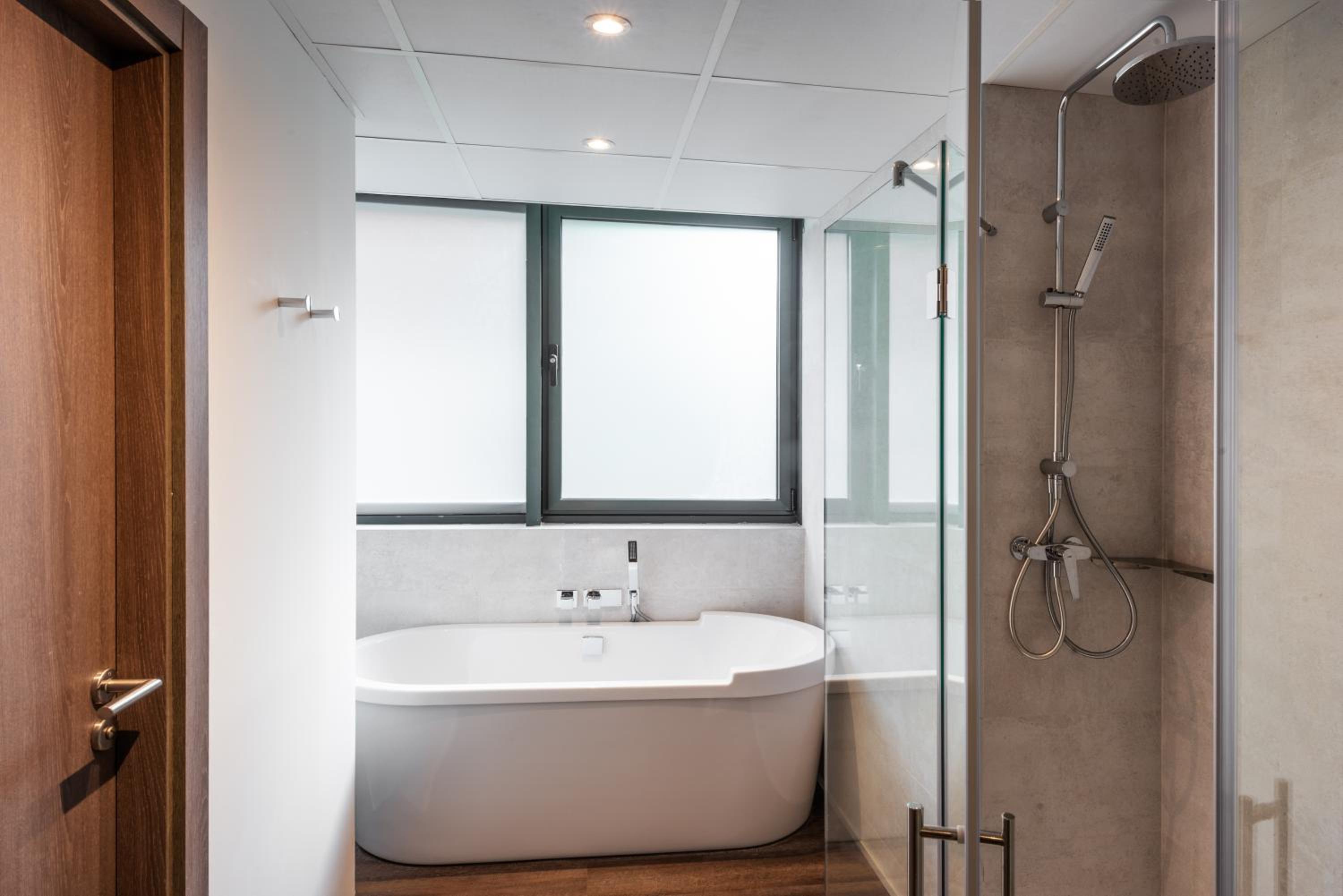 Suite The Level