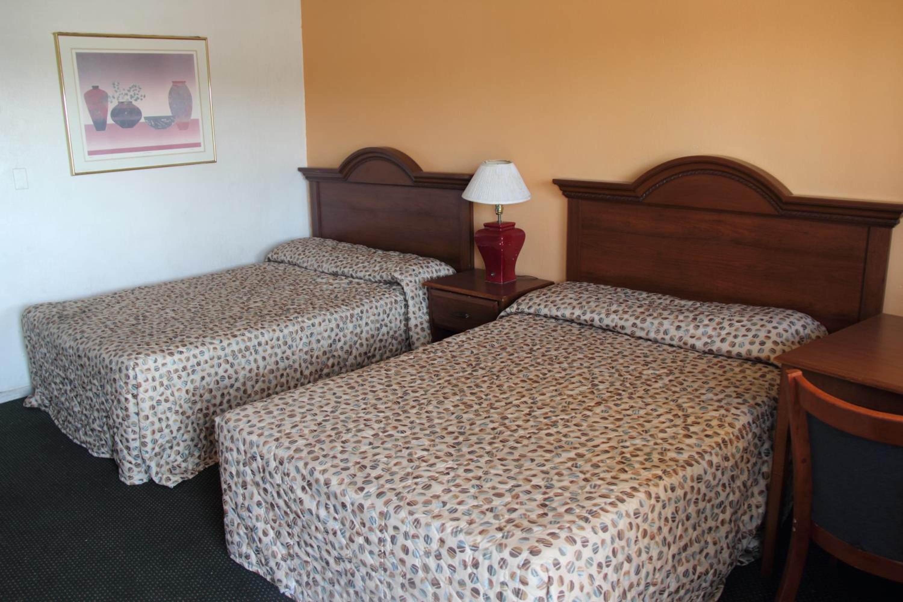Double Room with Two Double Beds - Photo 6