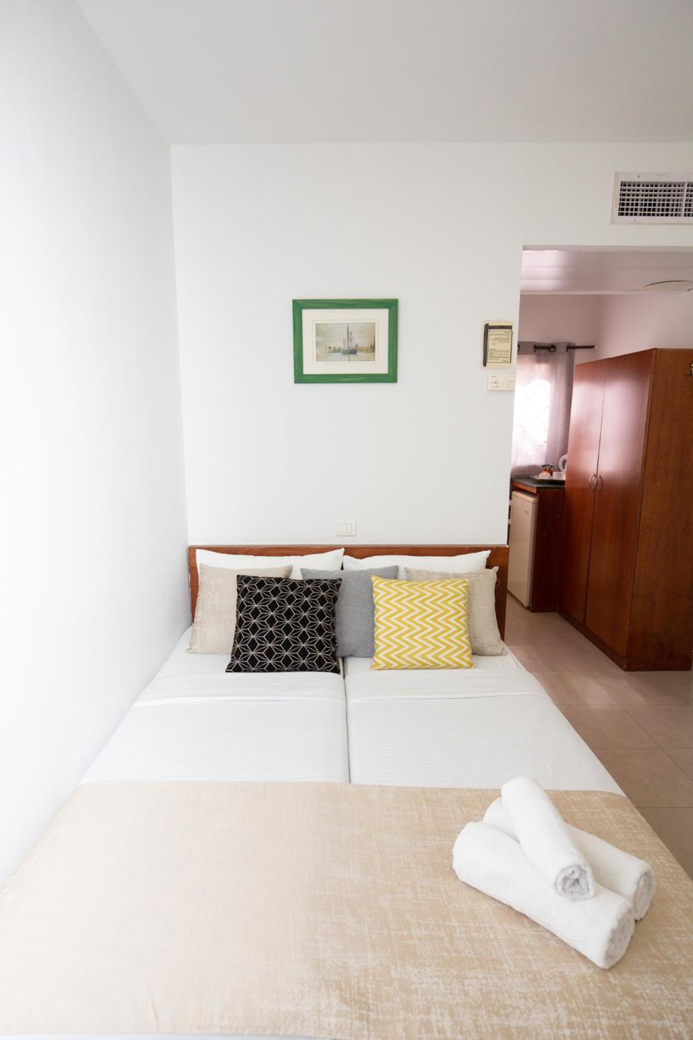 Standard Triple Room photo 1