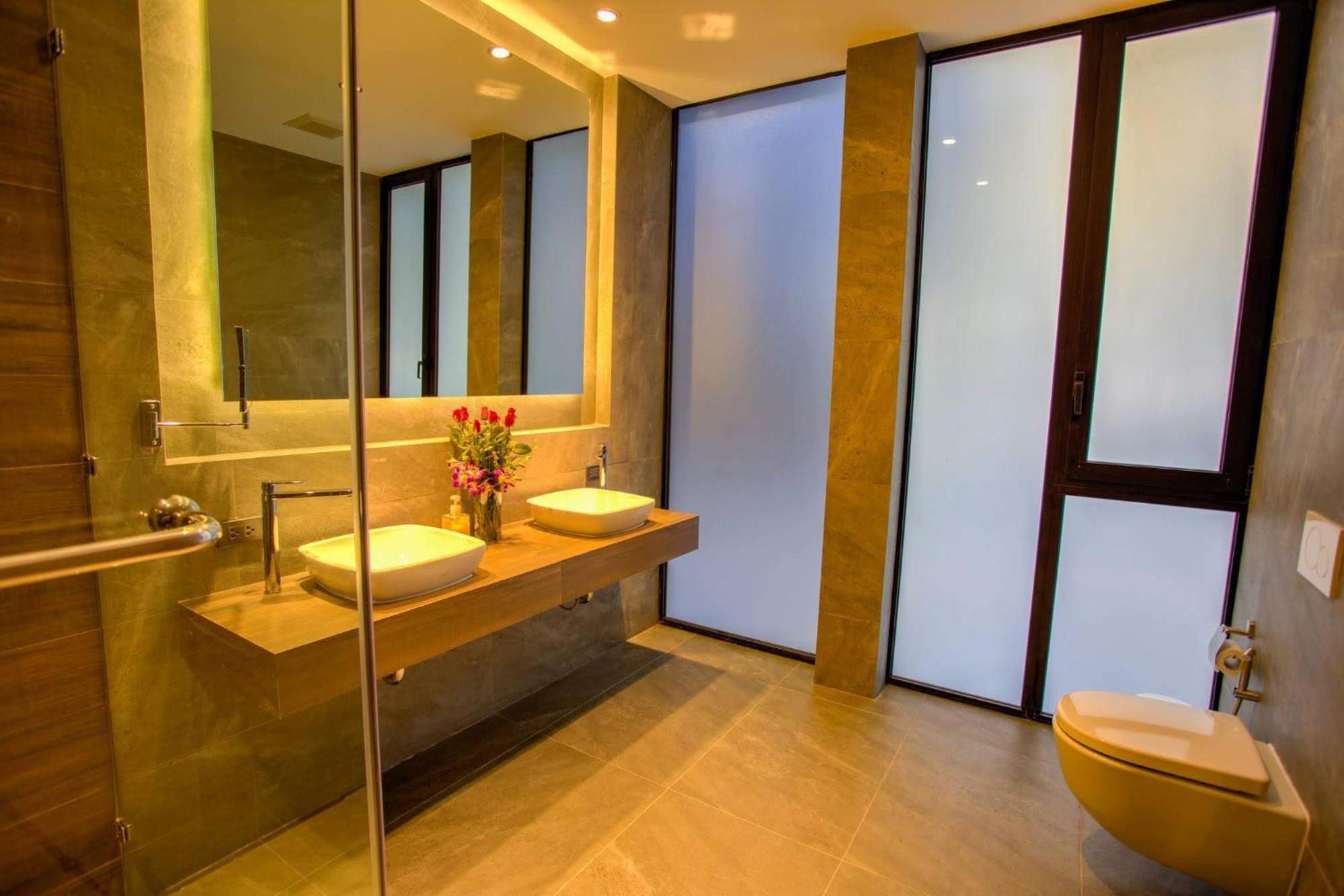 Apartment with Sea View - Photo 12