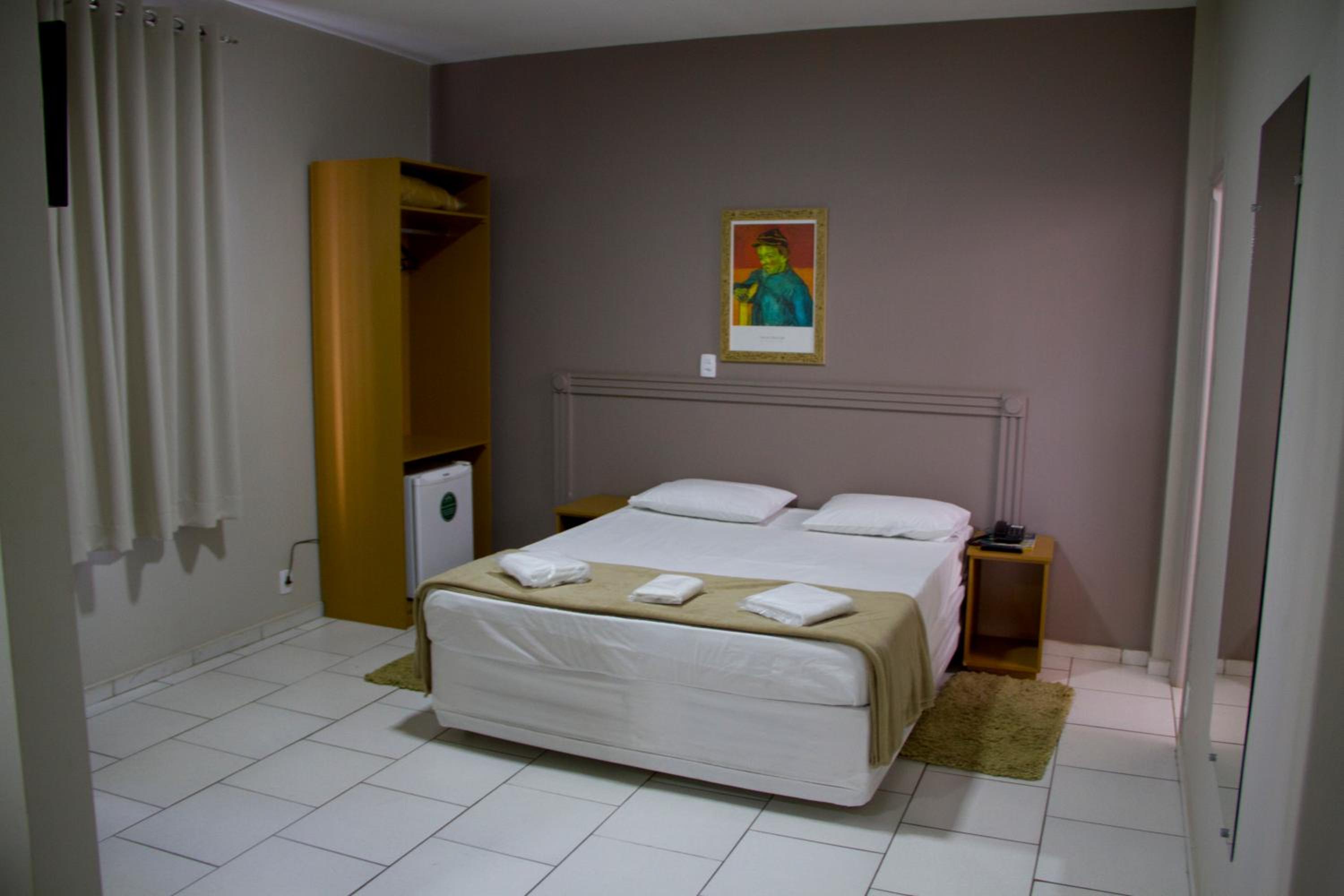 Suite - Photo 3