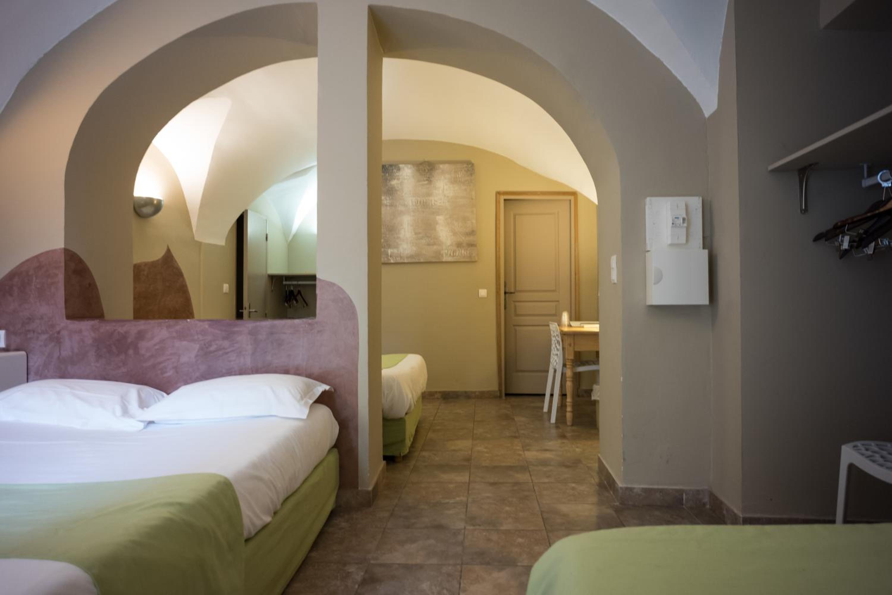 Quintuple Room photo 1