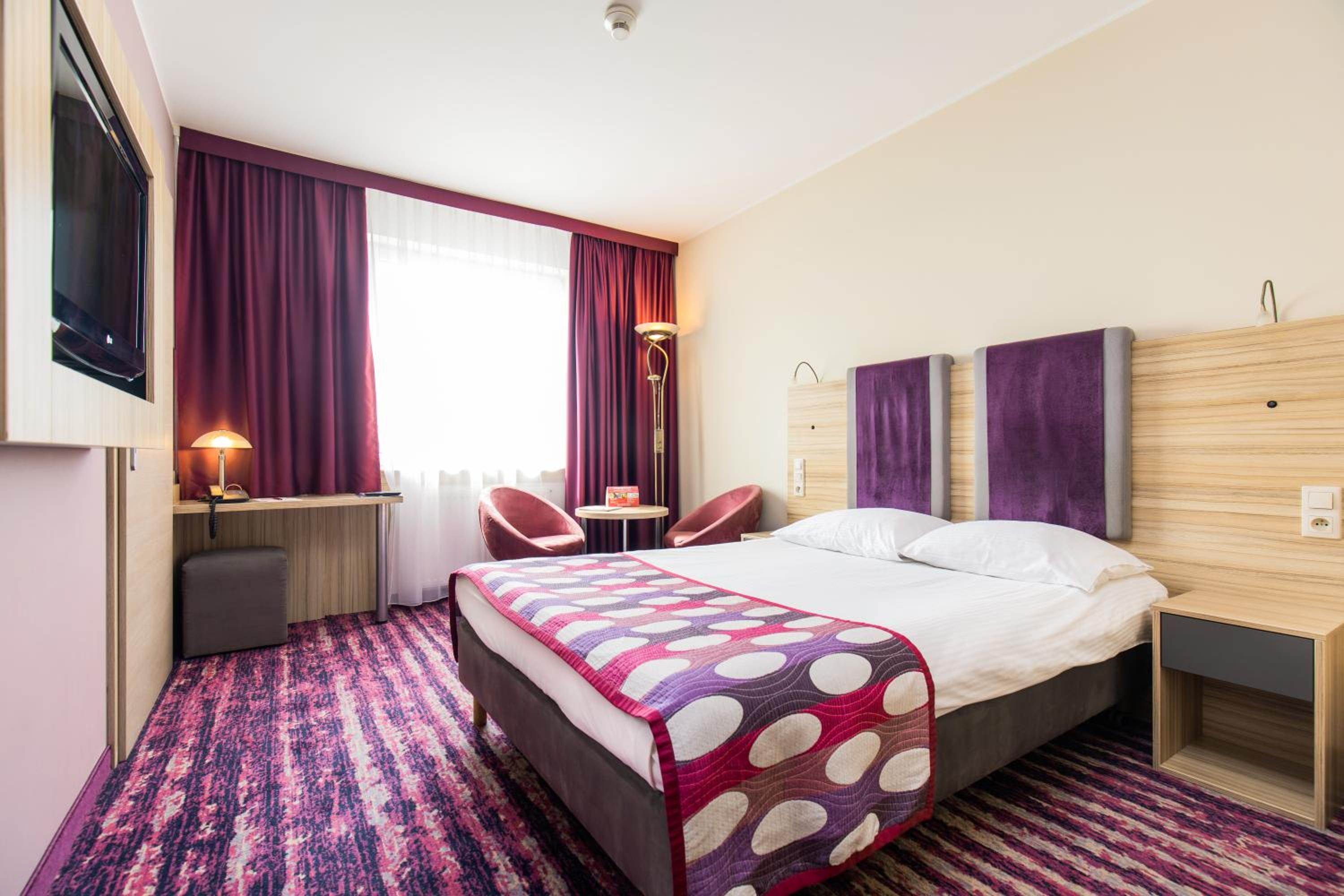 Standard Queen Room - Photo 1