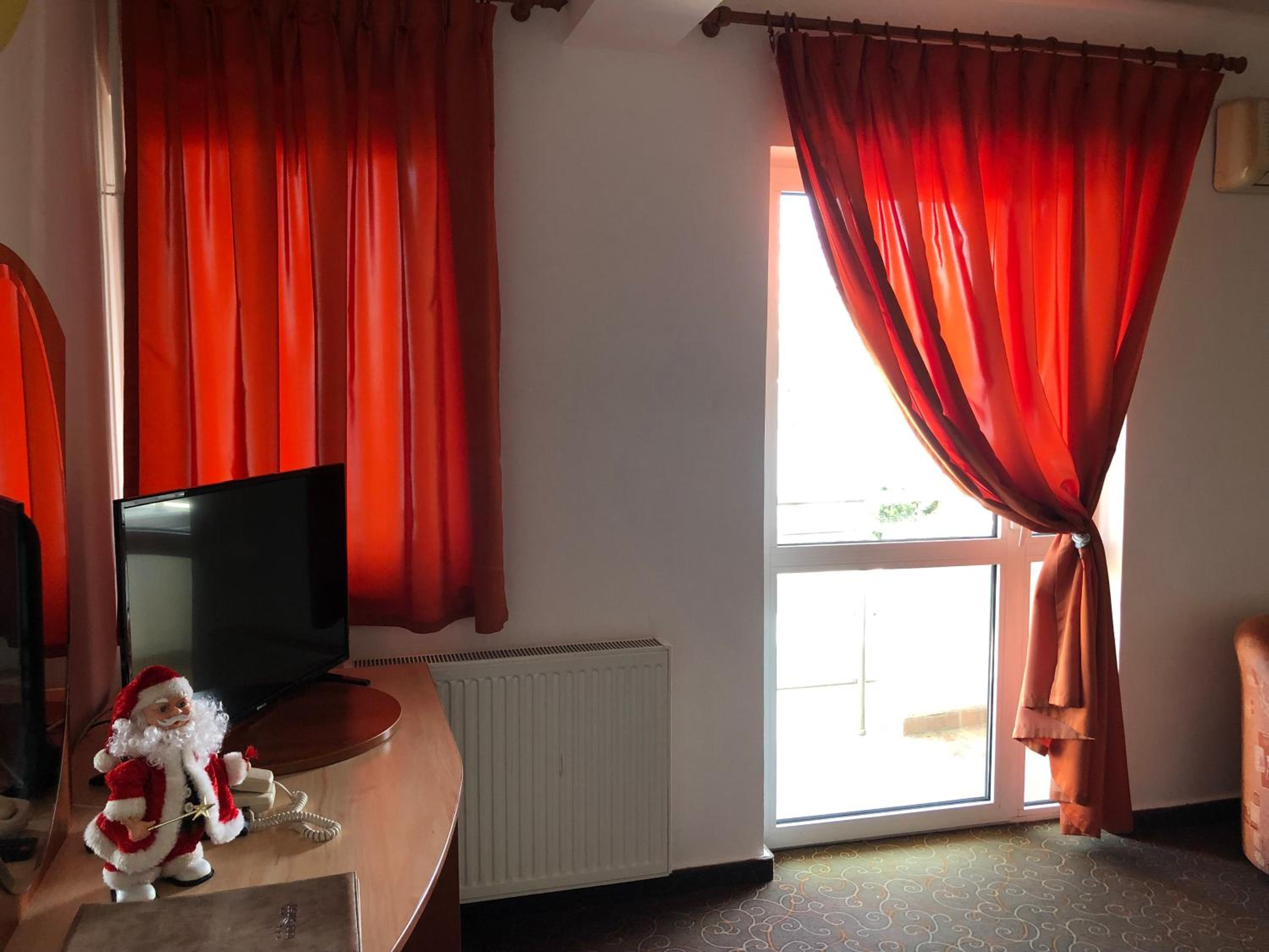 Double or Twin Room with Sea View photo 1