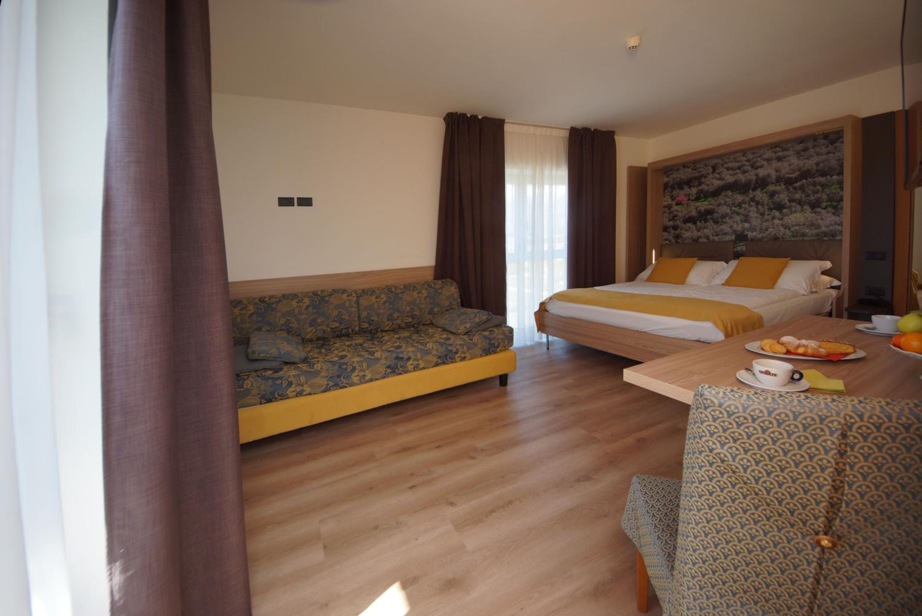 Triple Room - Photo 7