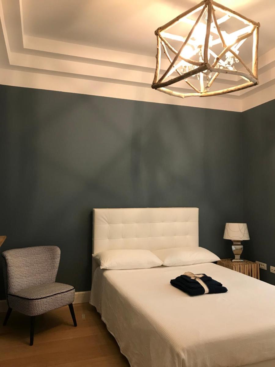 Double Room with Private External Bathroom photo 3