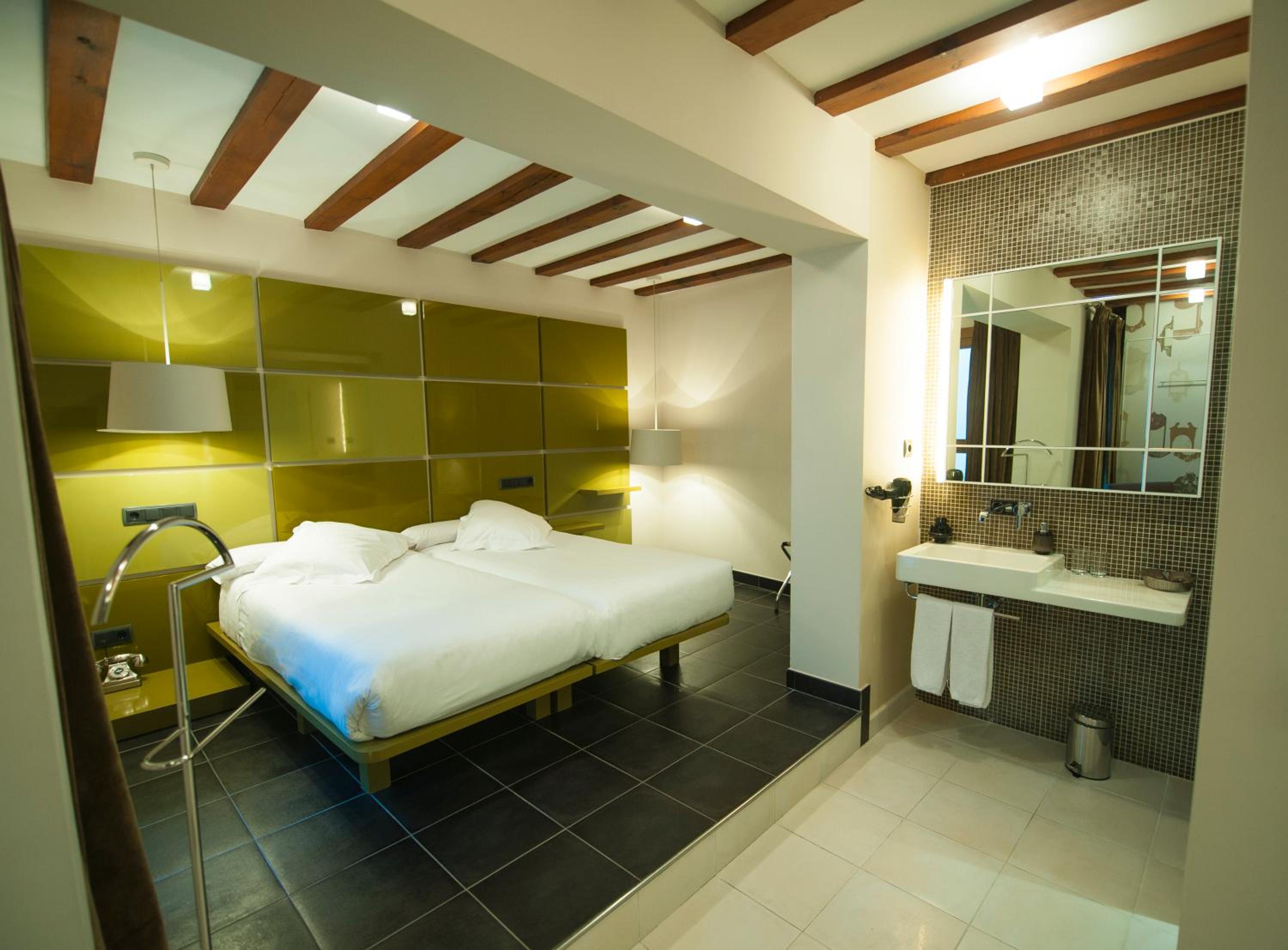 Family Room - Photo 1