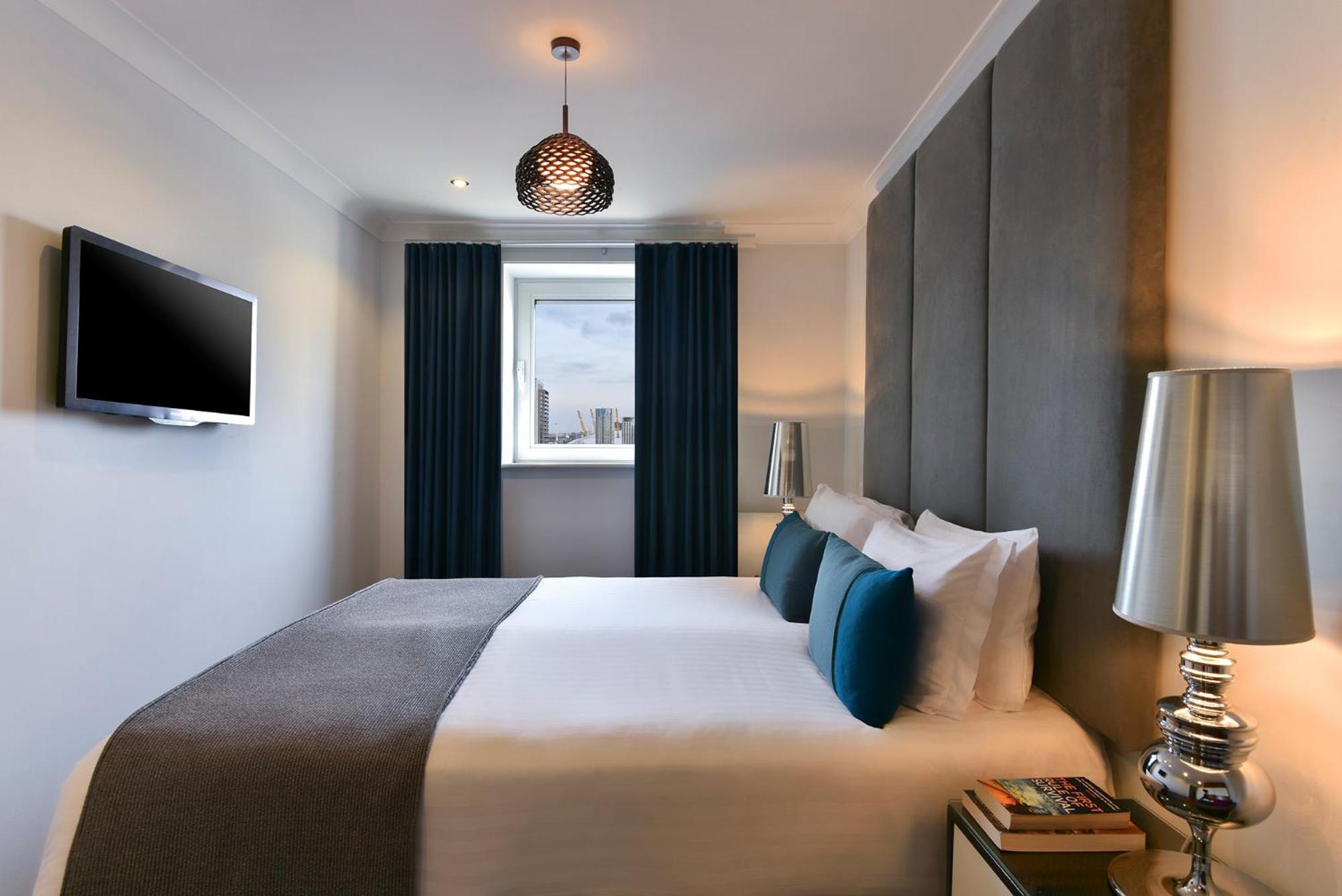 2-Bedroom Deluxe Apartment
