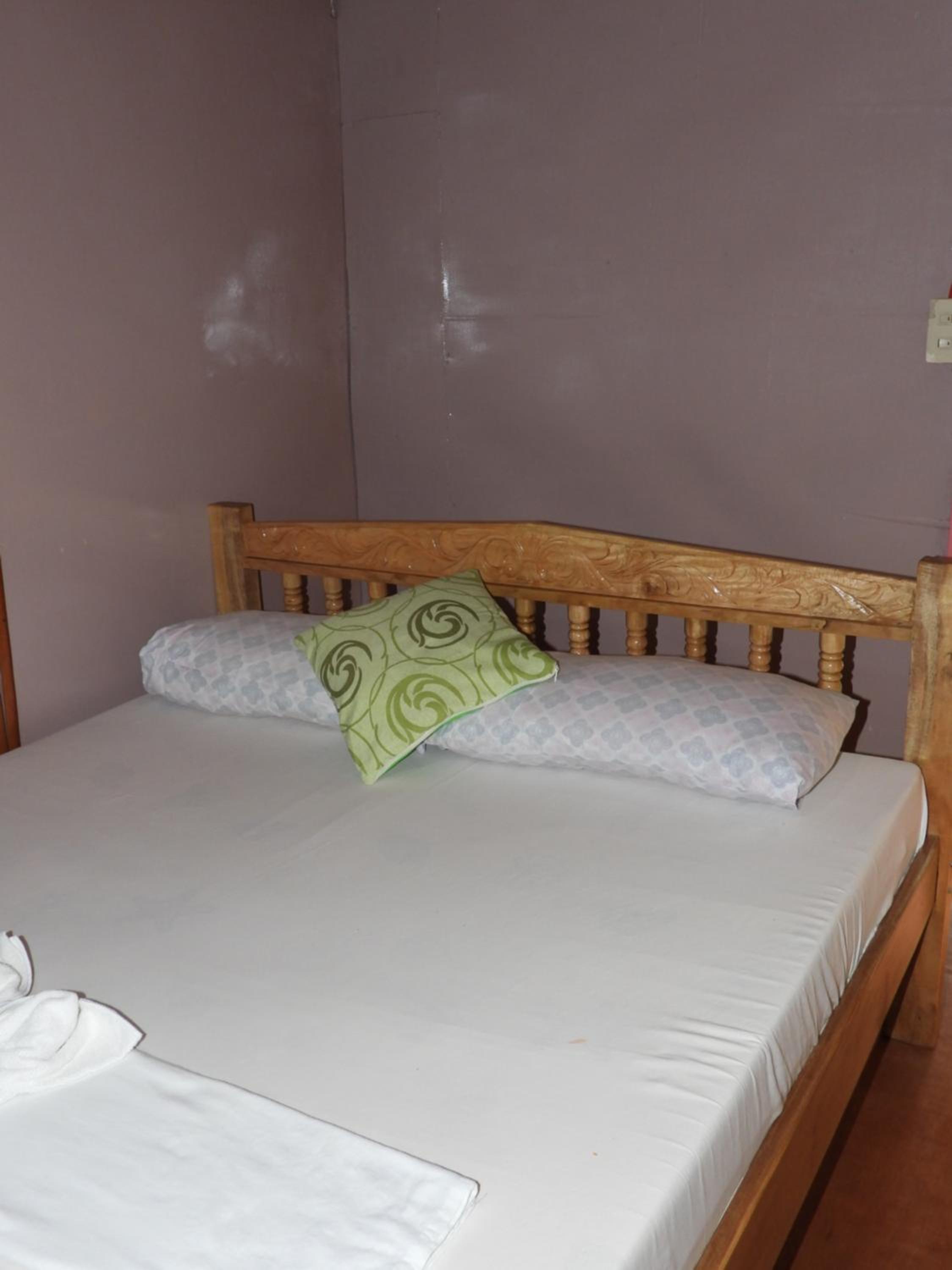 Budget Double Room - Photo 3