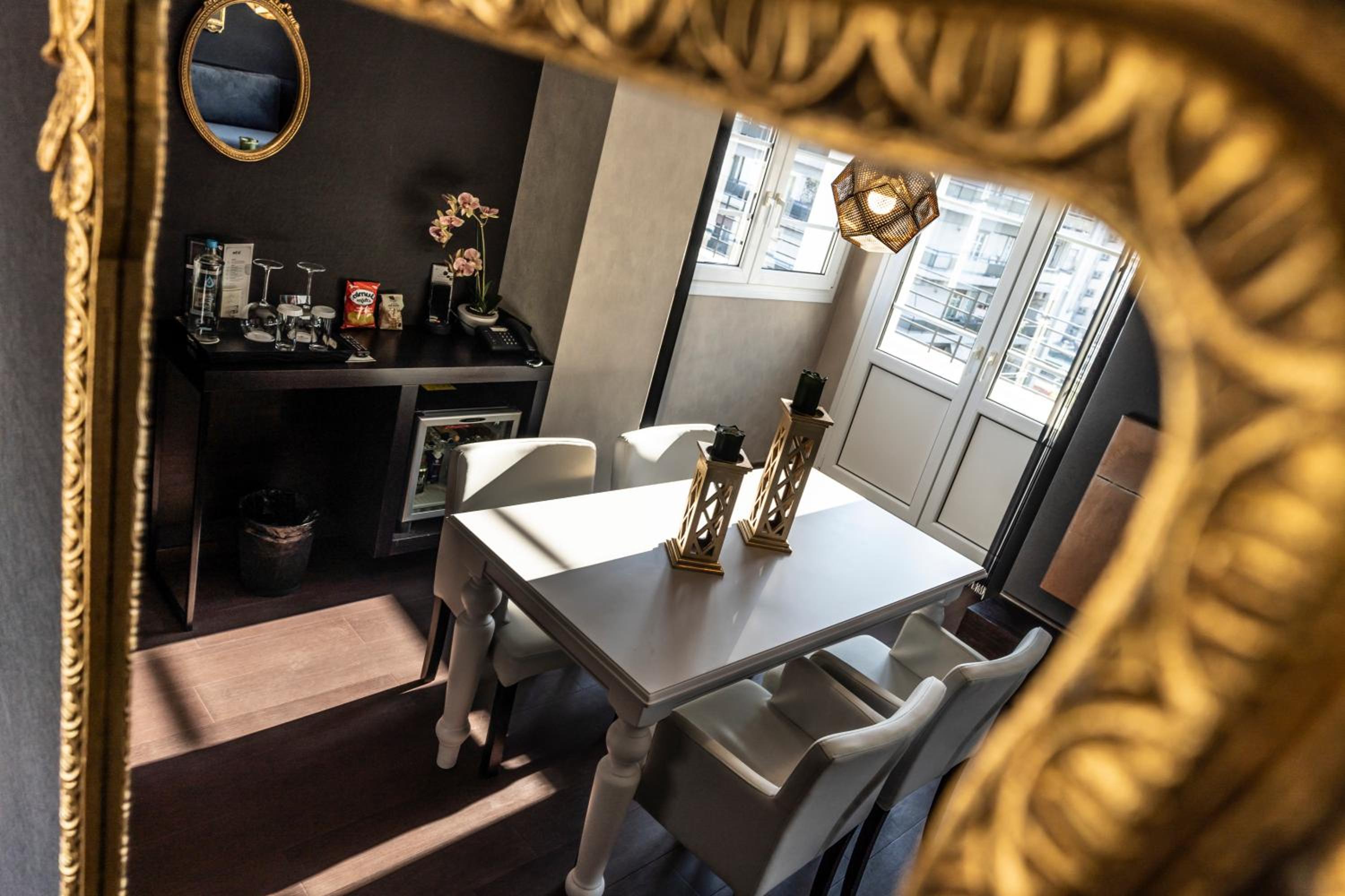 Deluxe Suite - Photo 49