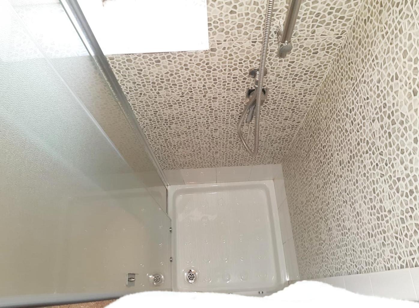 One-Bedroom House - Photo 19