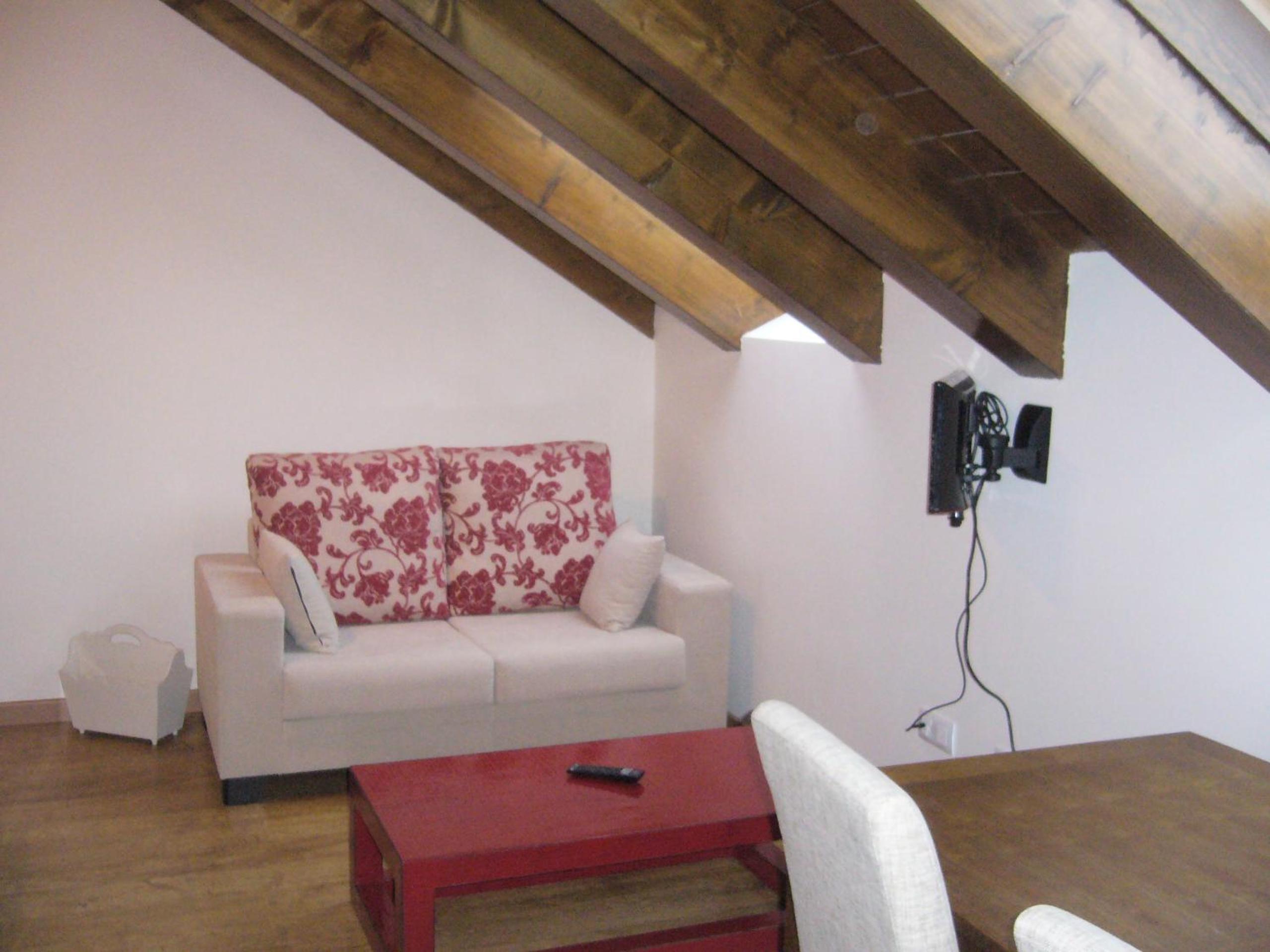 One-Bedroom Apartment photo 3