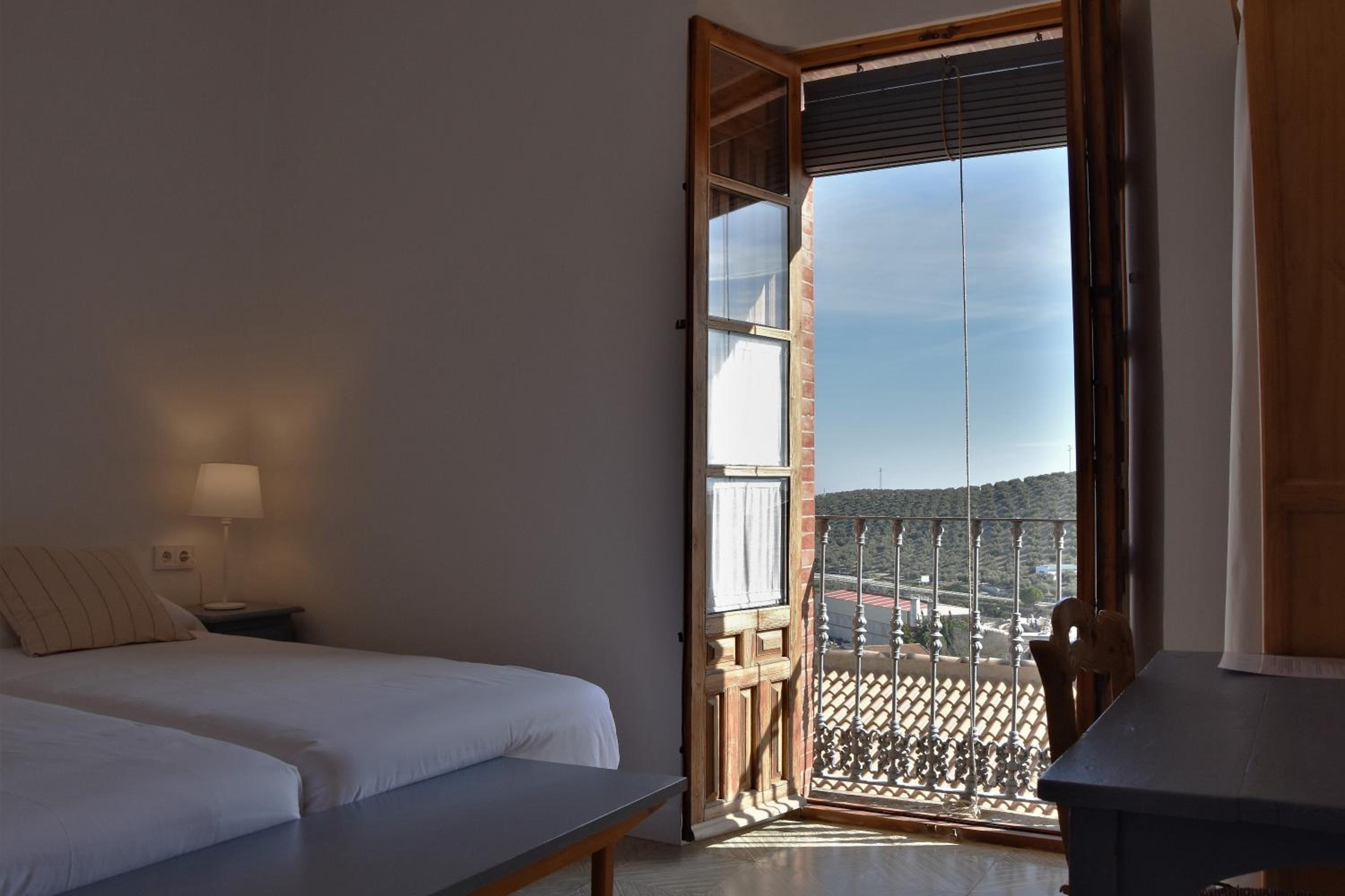 Superior Twin Room - Photo 3
