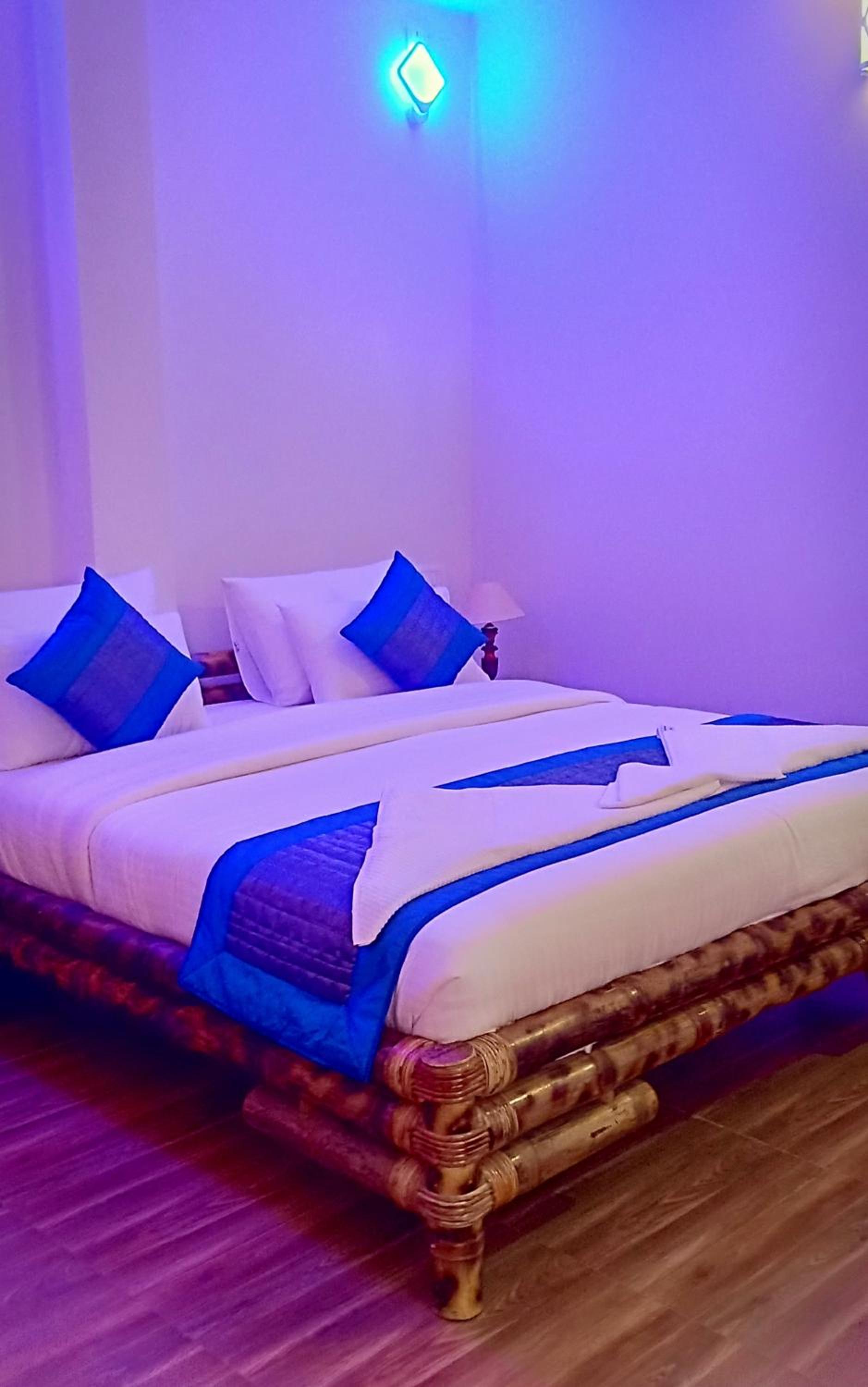 King Room With Balcony