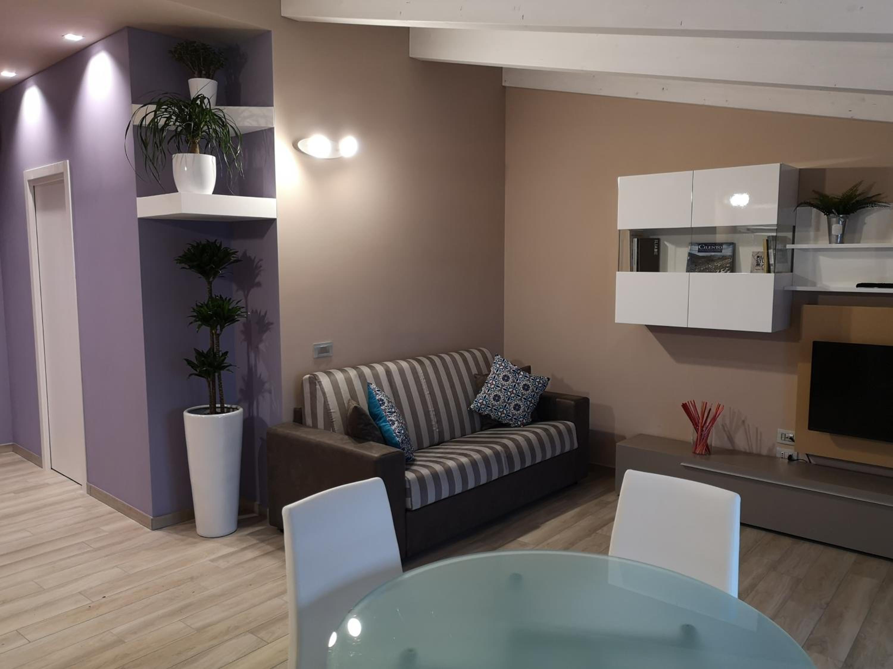 Two-Bedroom Apartment - Photo 1