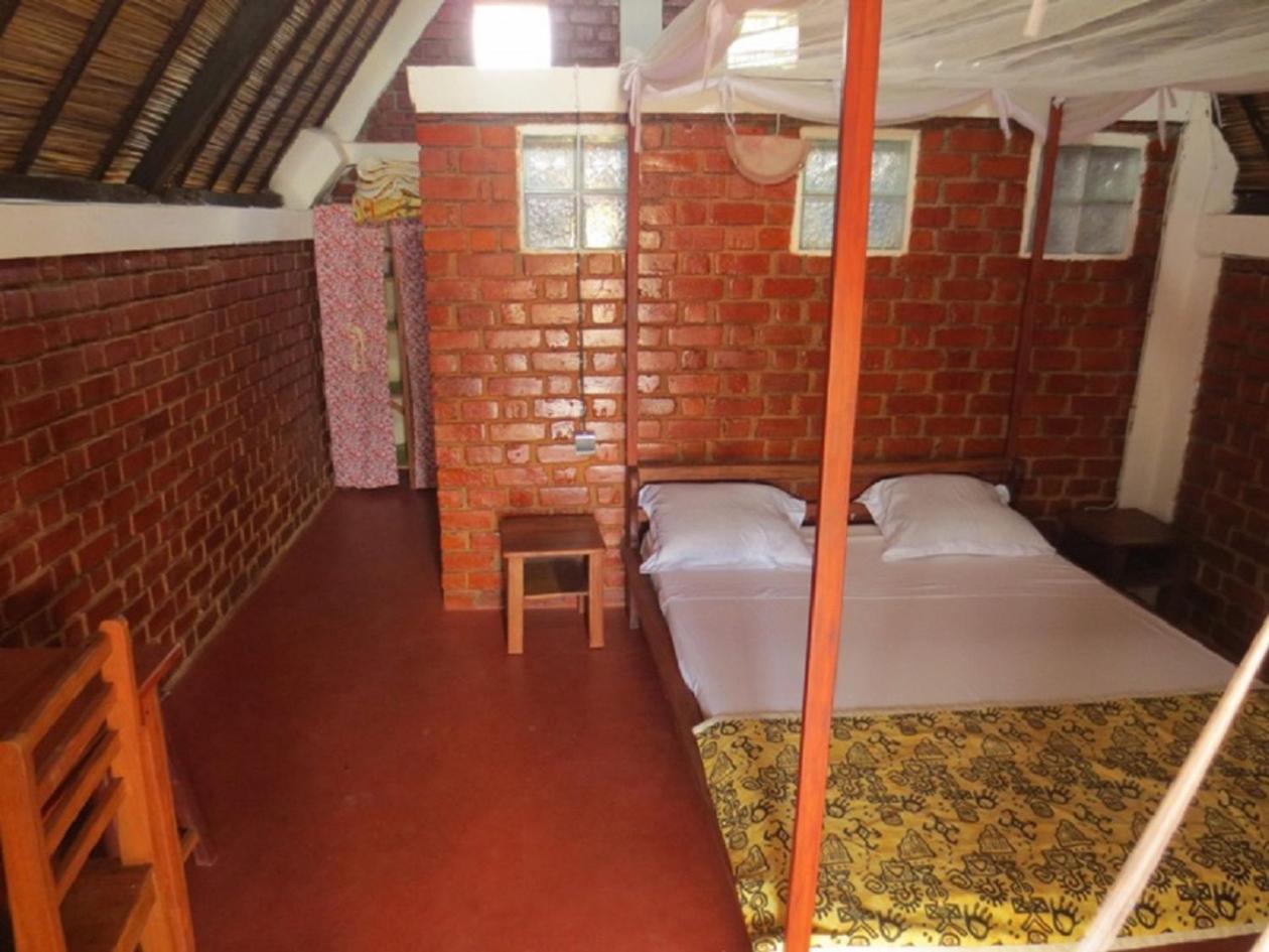 Bungalow with Patio photo 2