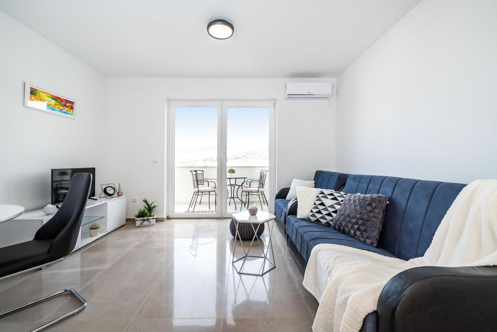 Apartment with Sea View