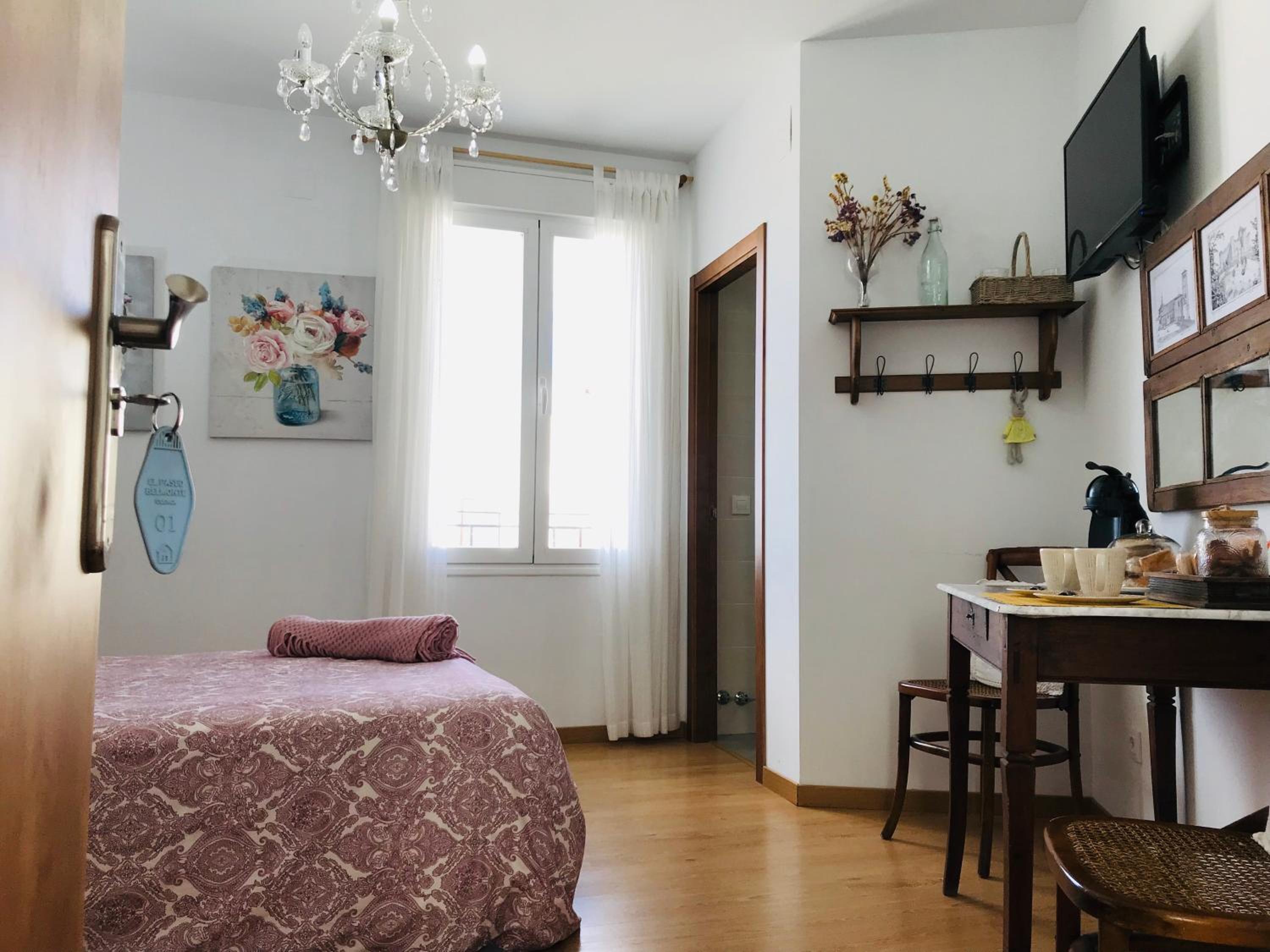 Double Room with Private Bathroom photo 2