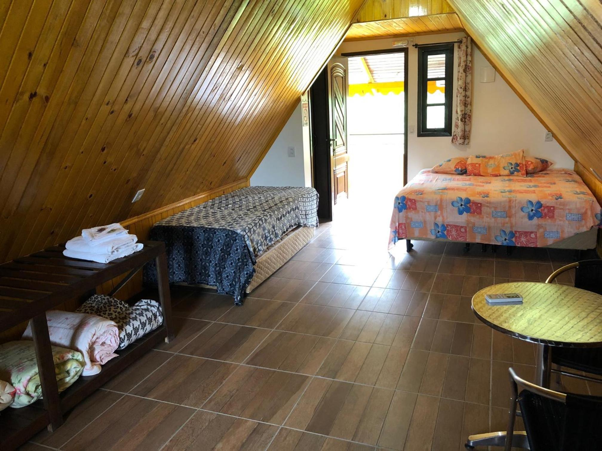 Deluxe Double or Twin Room photo 1