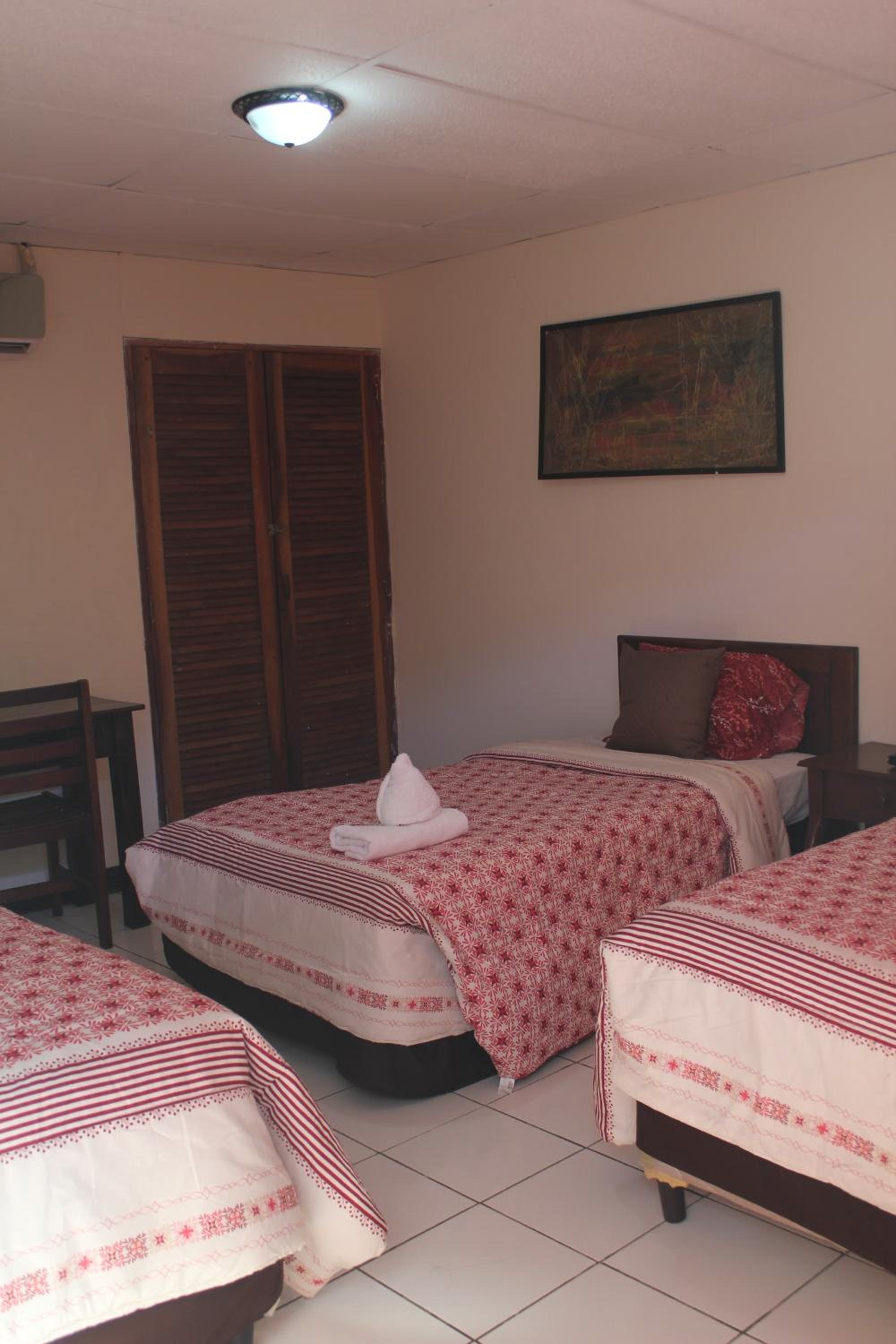 Triple Room photo 2