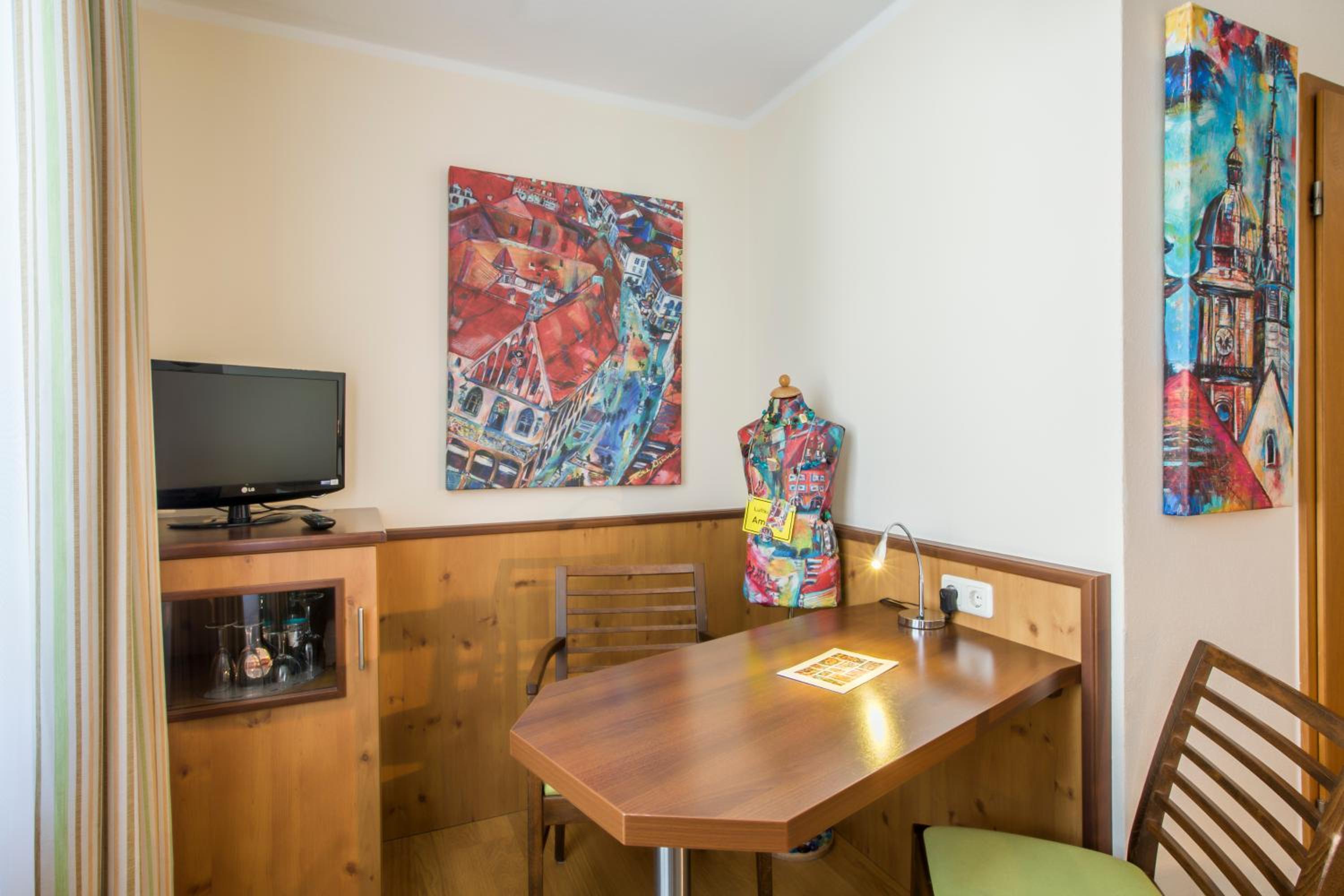 Double Room - Photo 3