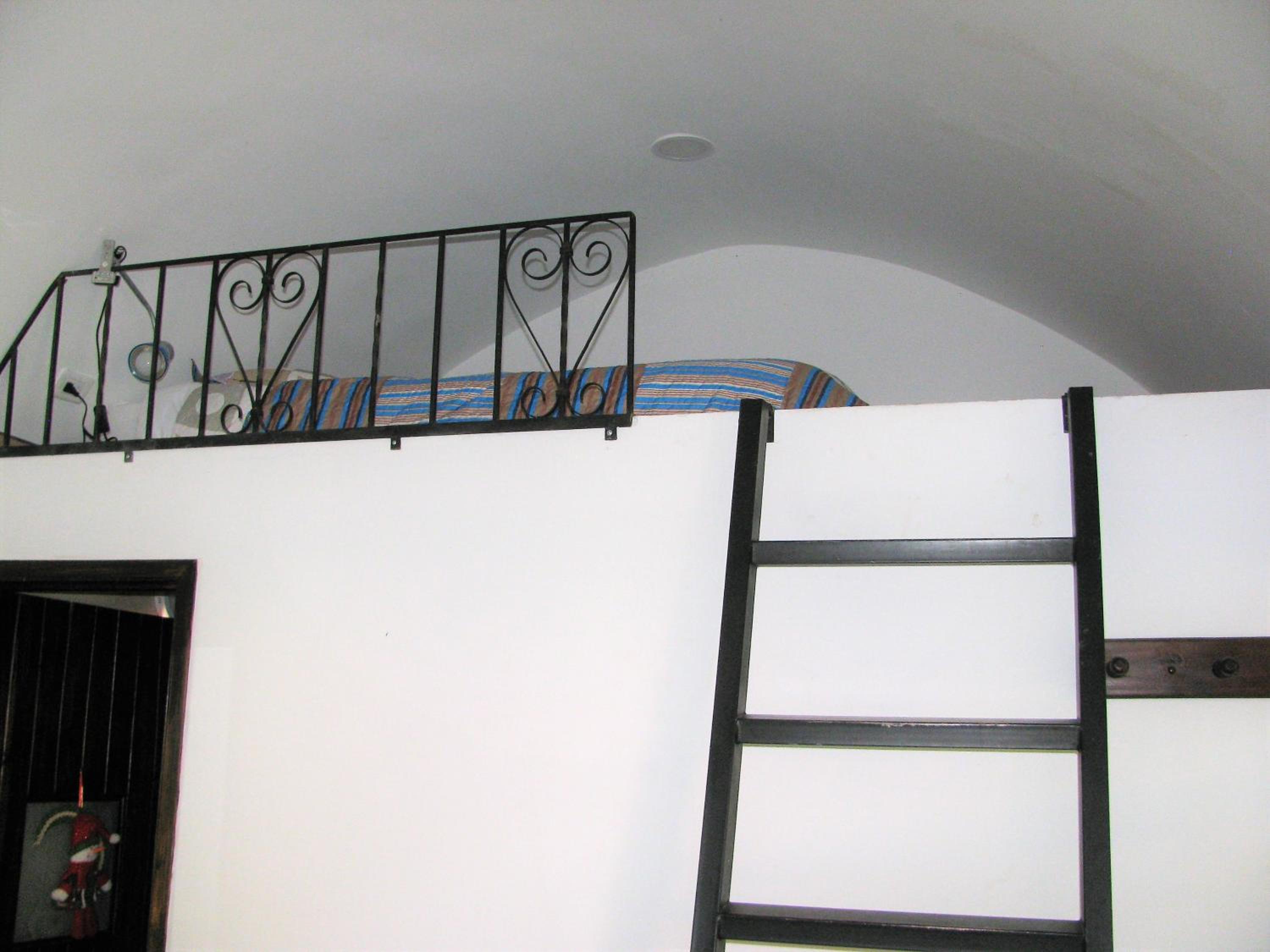 Standard Family Room photo 2