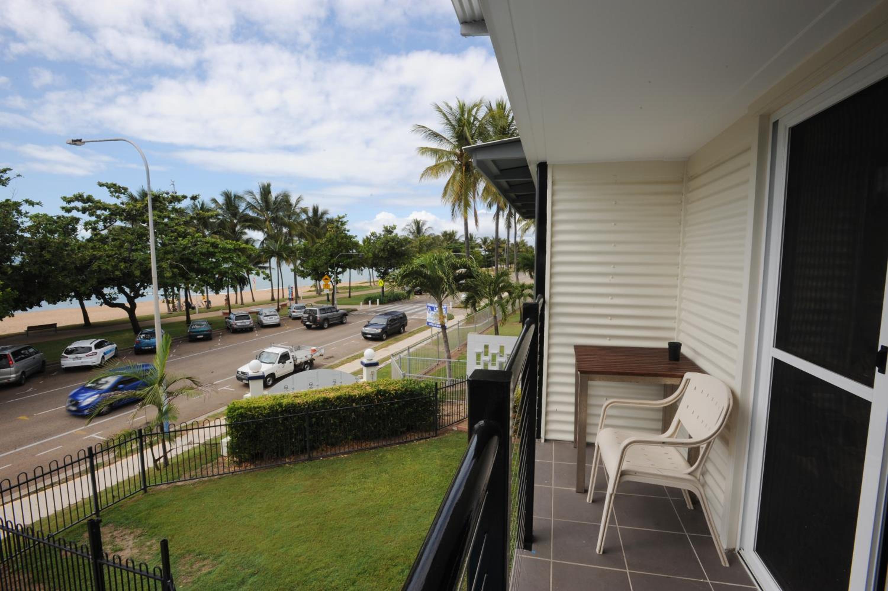Premium Suite with Spa Bath - Not pet friendly photo 3