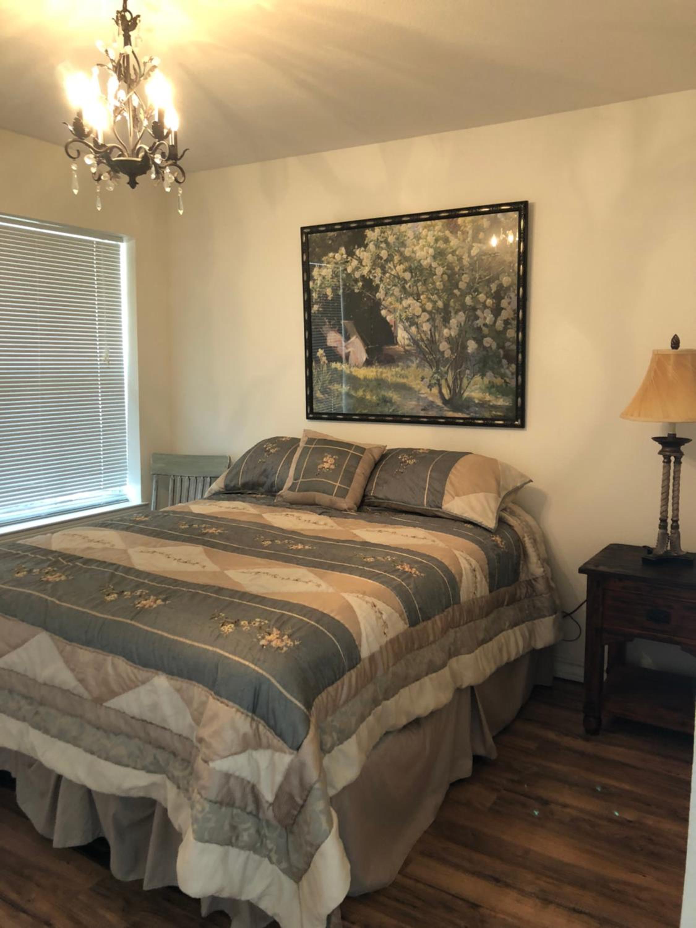 One-Bedroom House - Photo 3