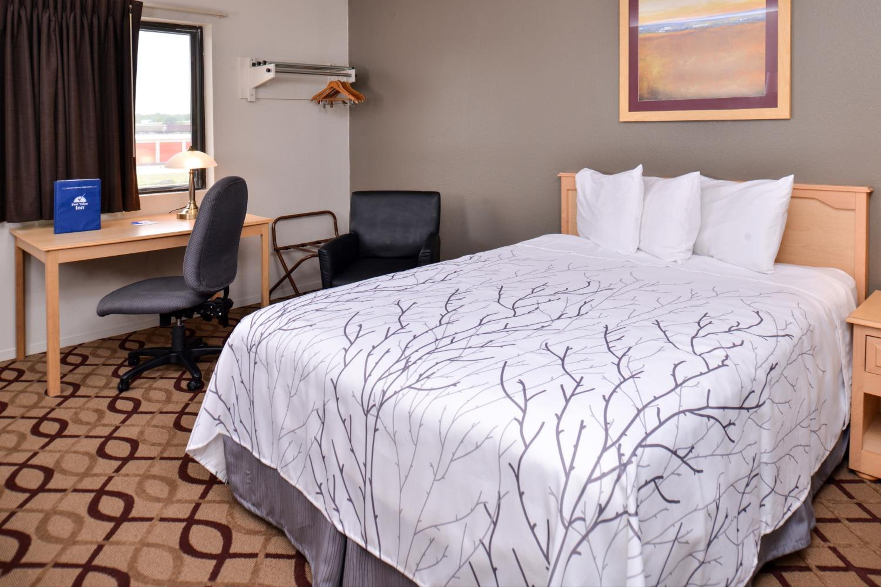 Queen Room - Photo 1