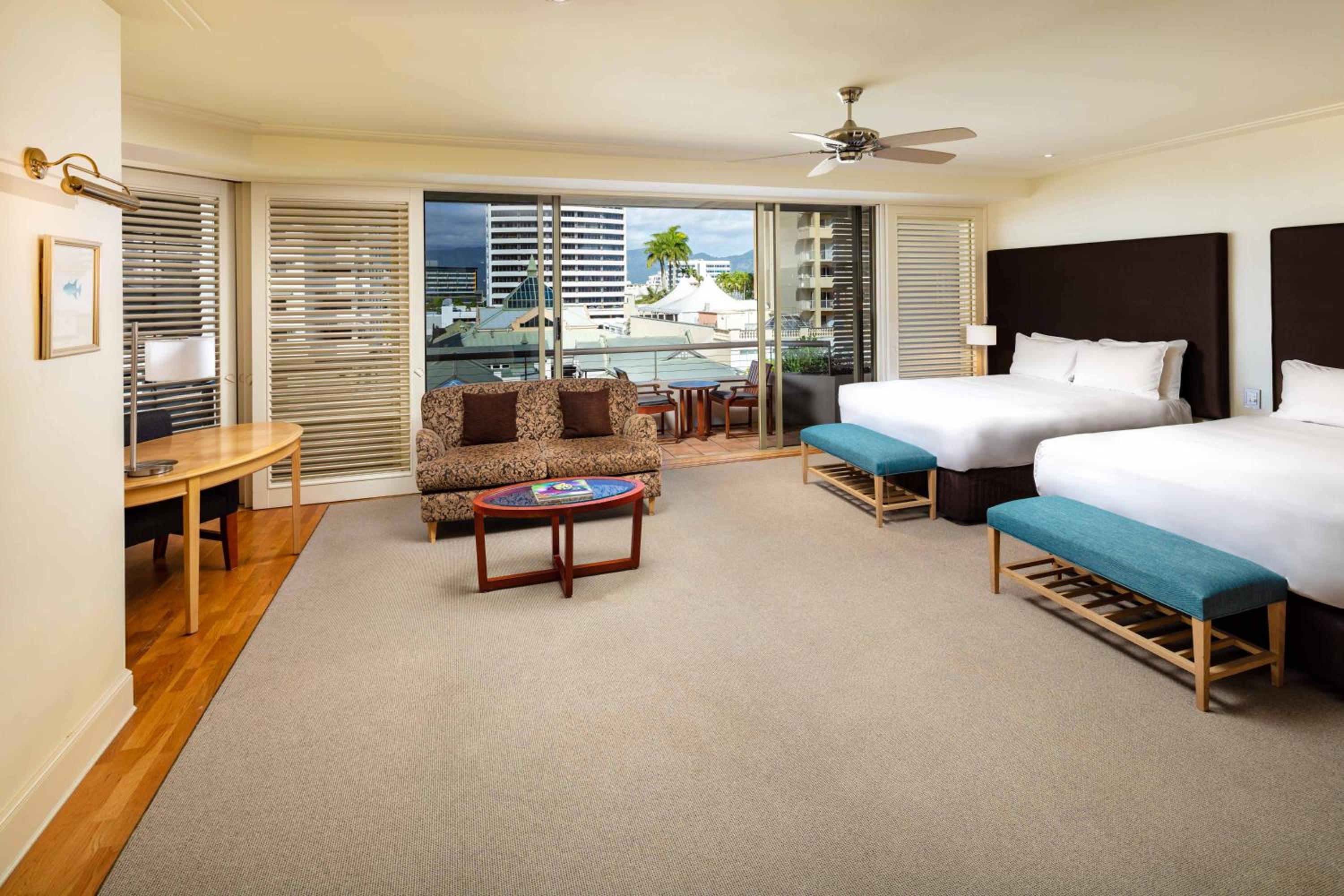 Junior Twin Suite with Two Double Beds and City Views with one drink voucher  - Photo 1