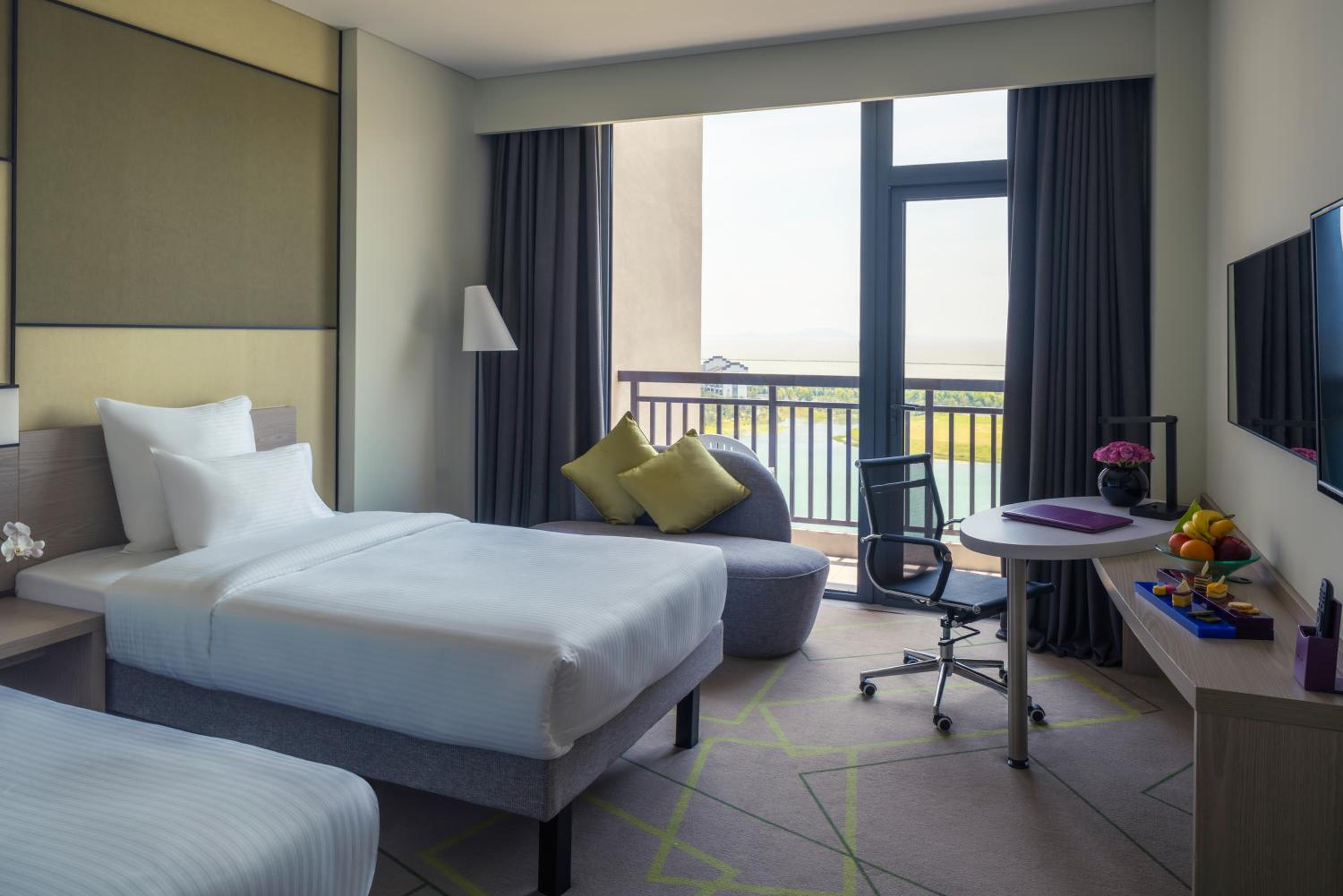 Superior Twin Room With Lake View