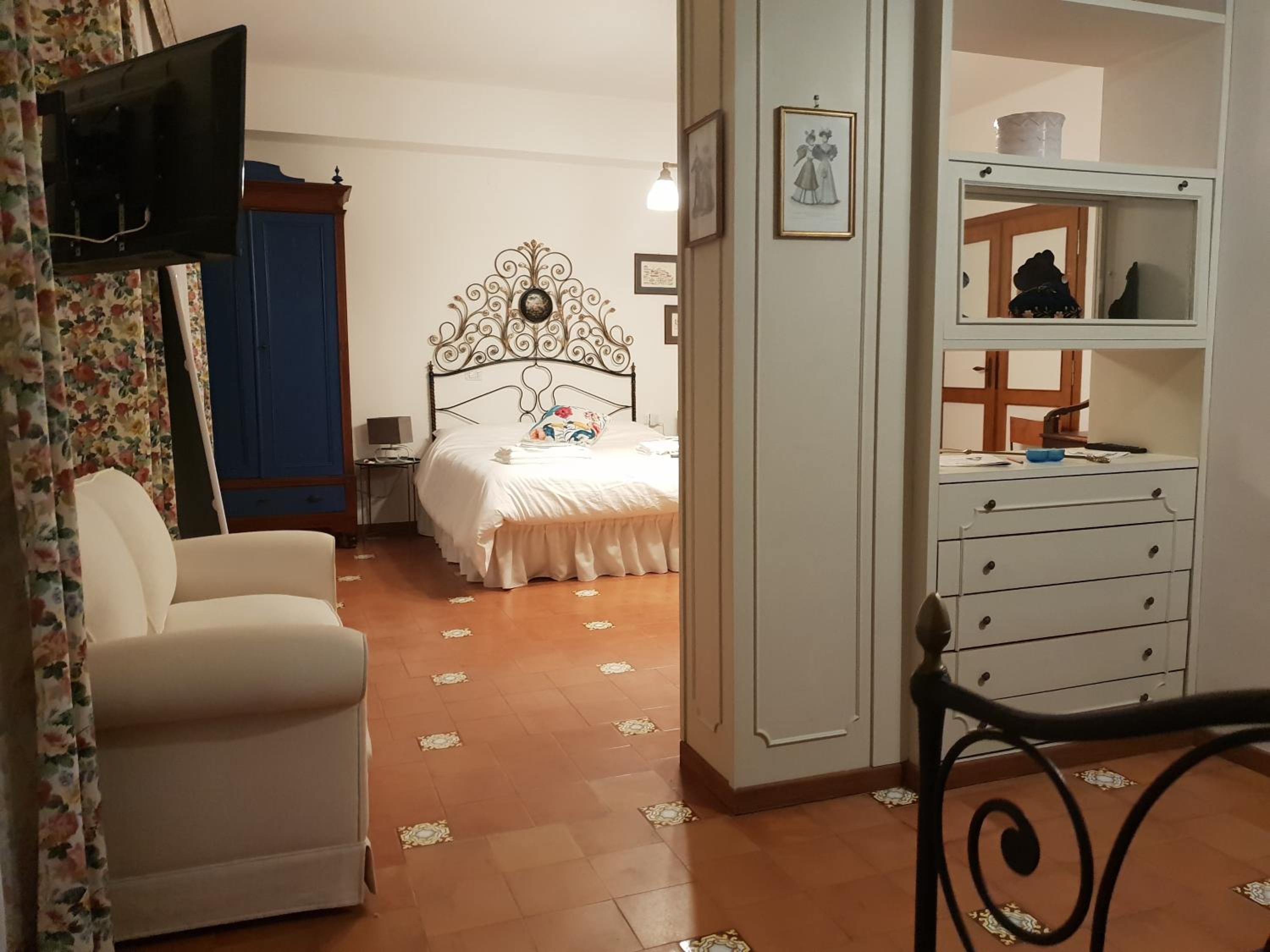 Deluxe Family Room - Photo 18