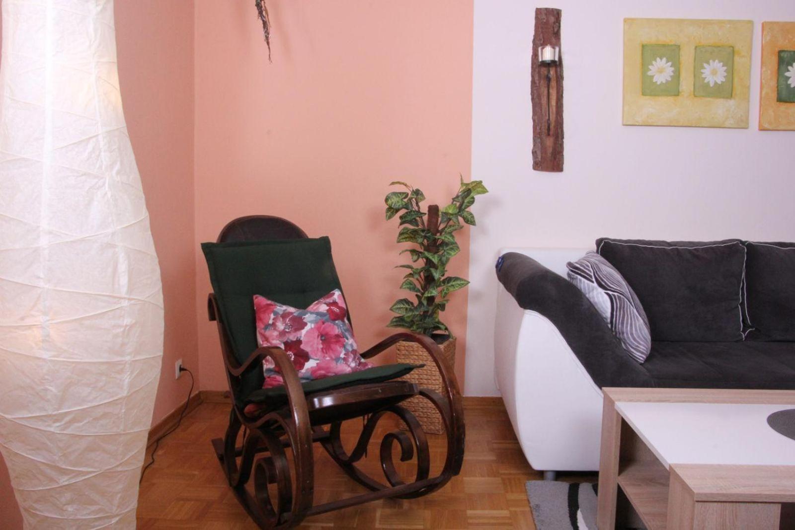 Apartment with Balcony photo 2