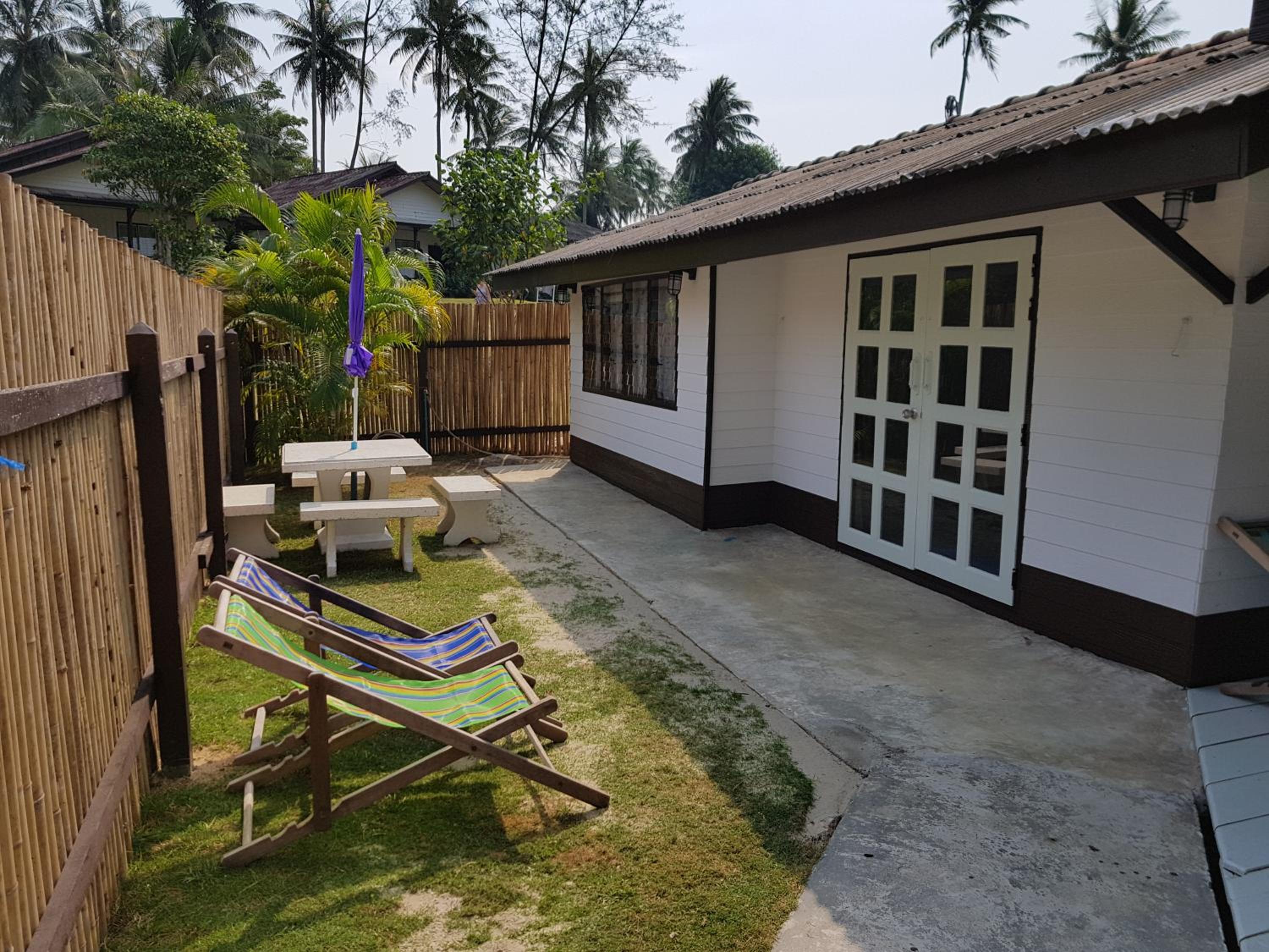 Family Room with Sea View photo 2