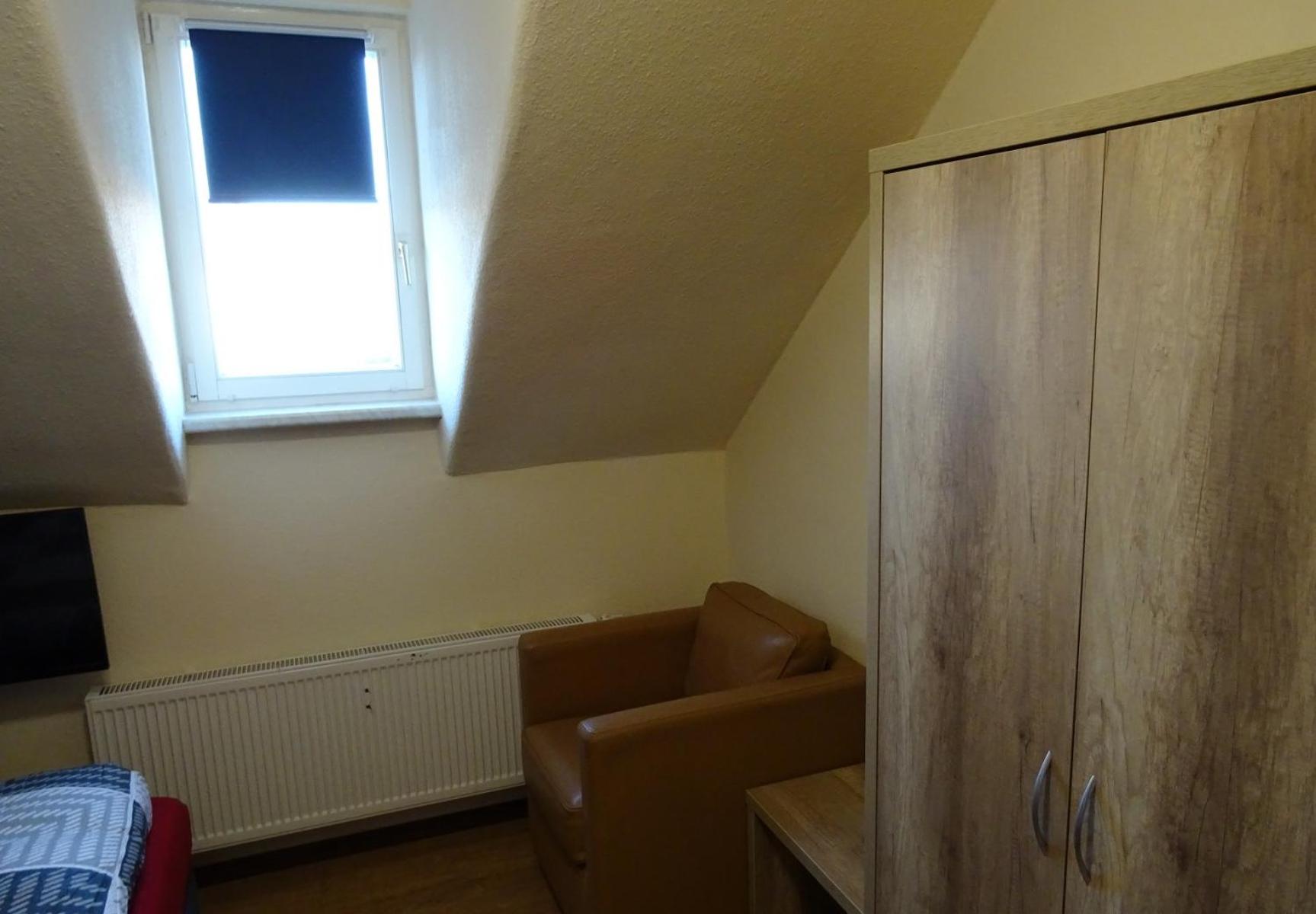 Three-Bedroom Apartment photo 2