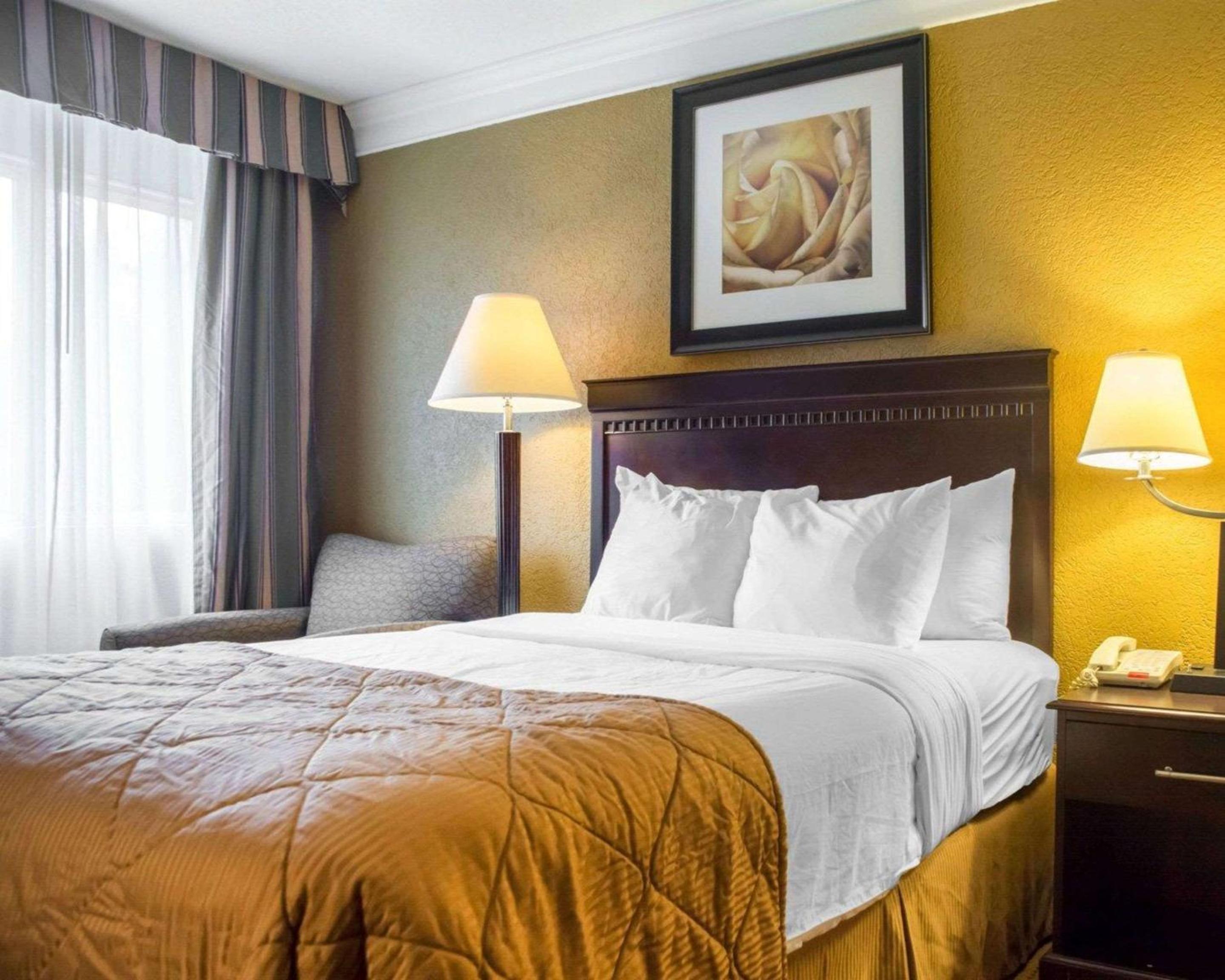 Double Room with Two Double Beds - Non-Smoking - Photo 1