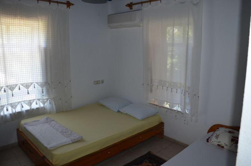 Standard Double or Twin Room - Photo 15