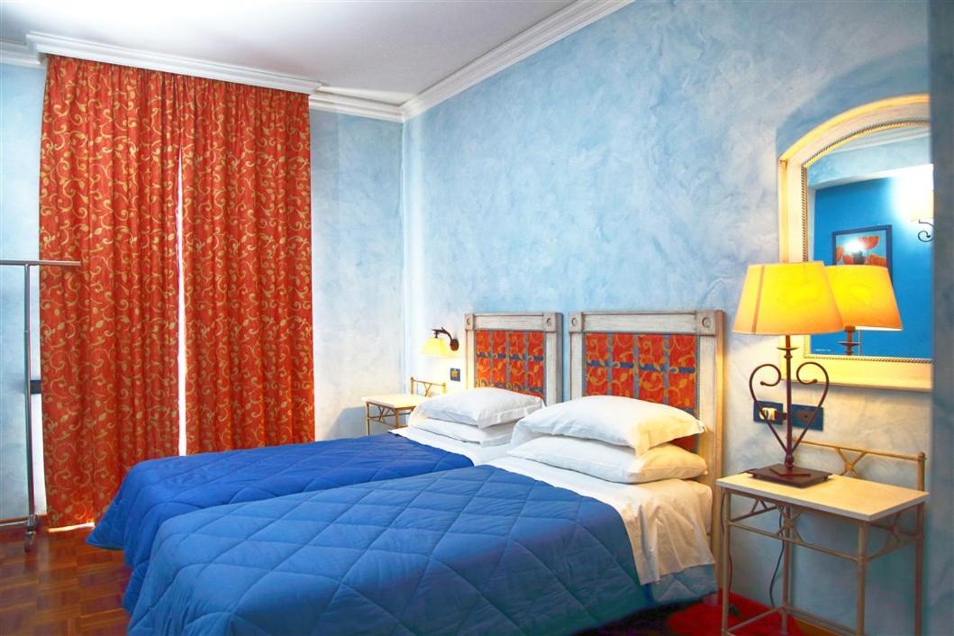 Double or Twin Room photo 1
