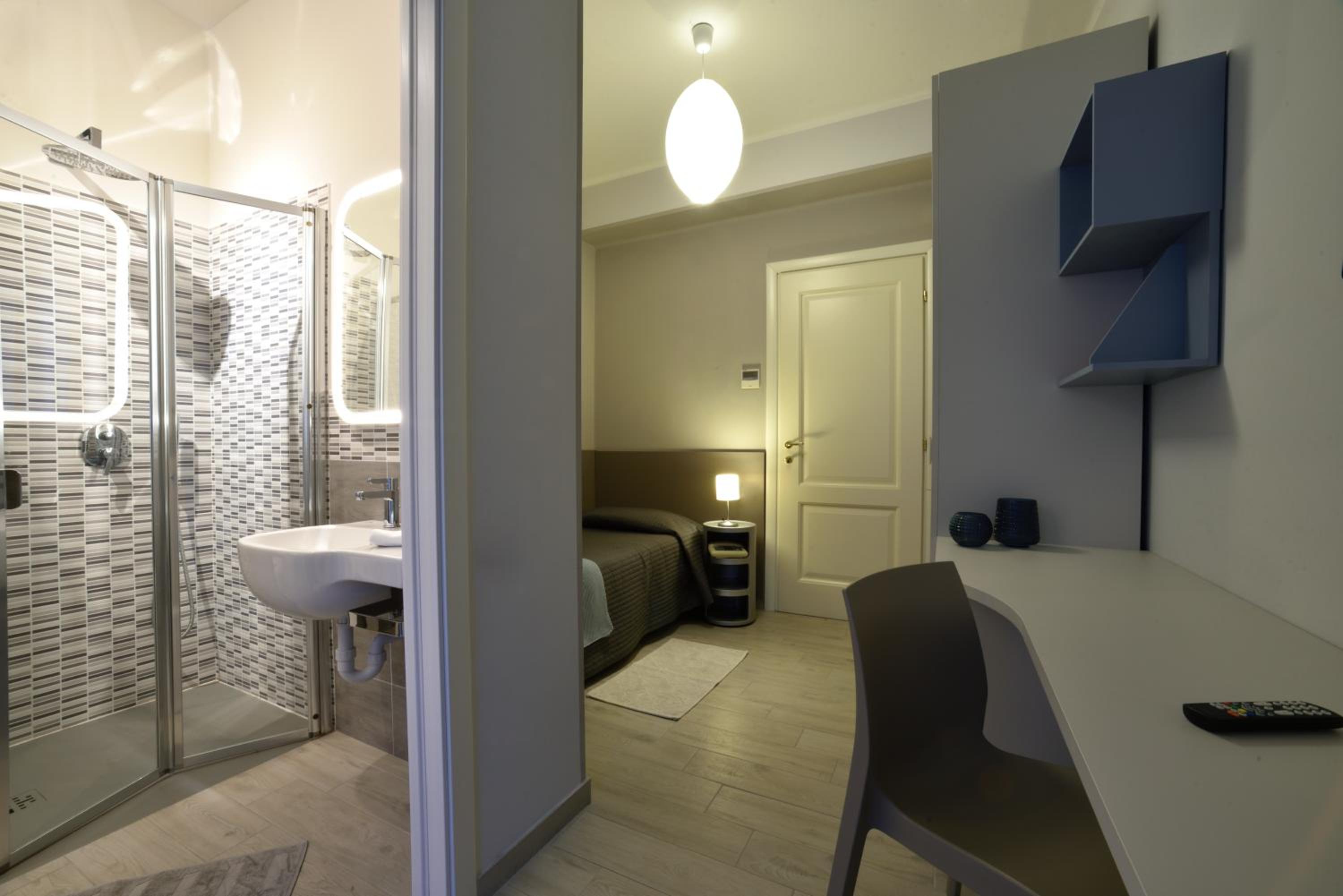 Single Room photo 2