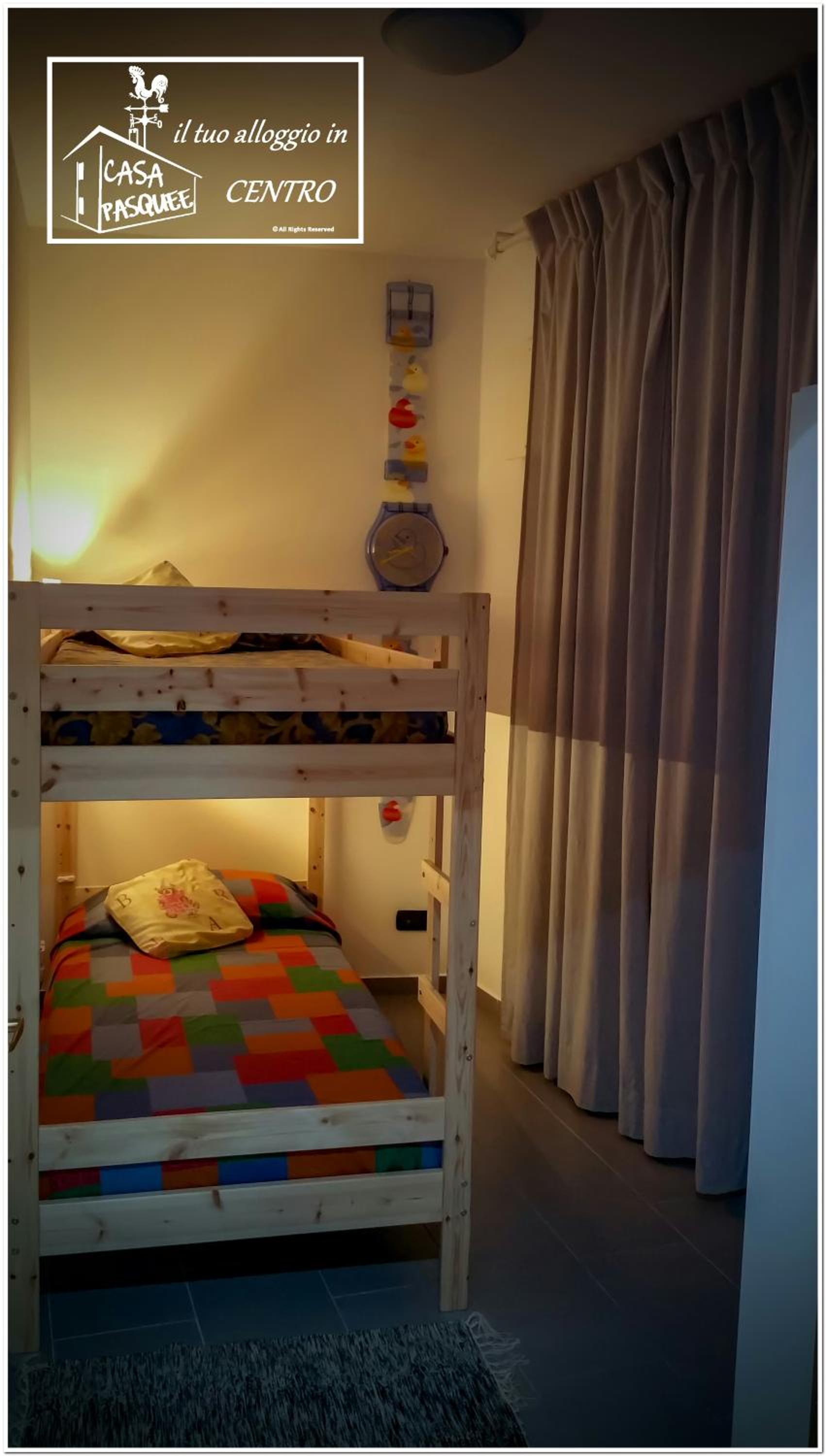 Two-Bedroom House - Photo 31