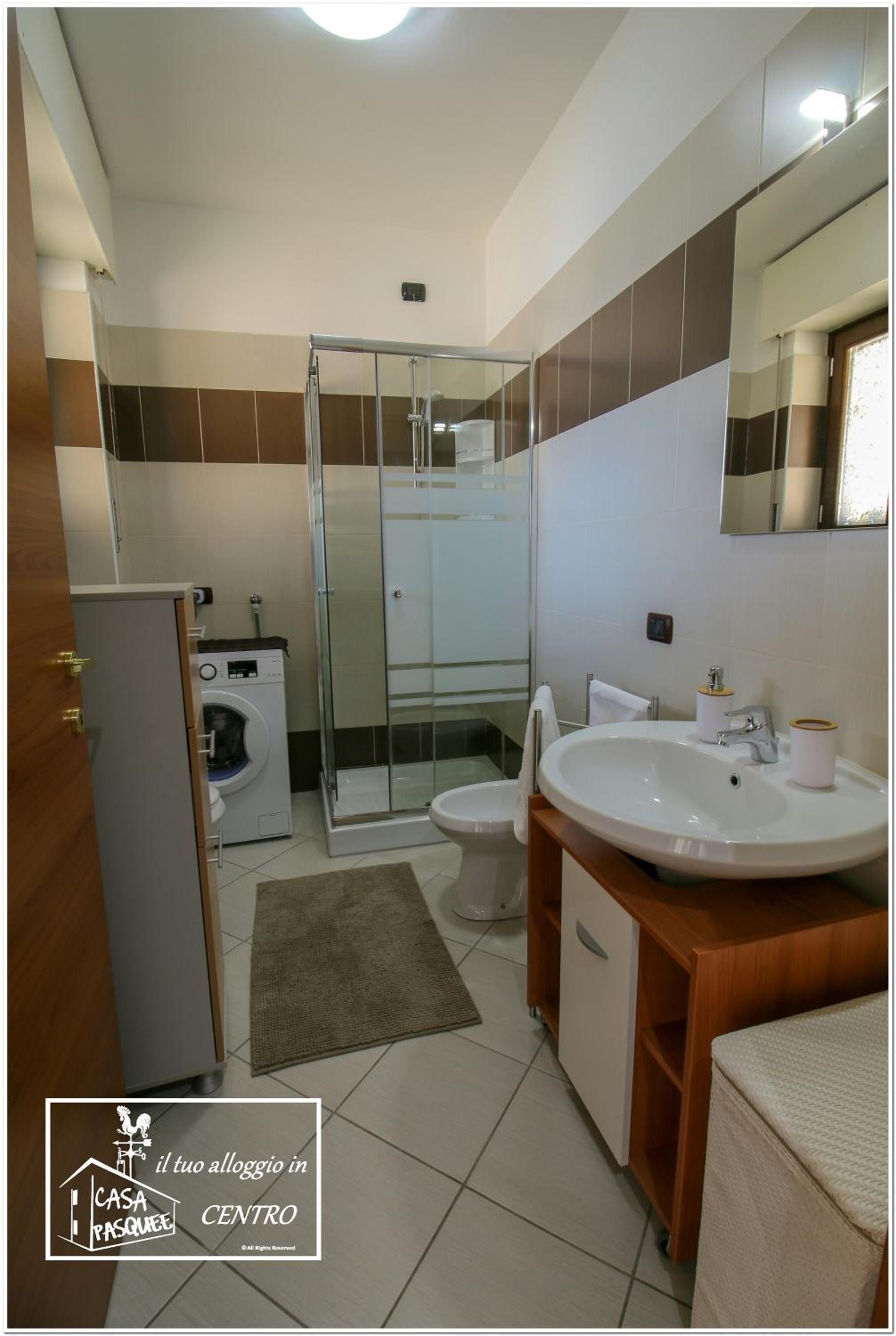 Two-Bedroom House - Photo 11