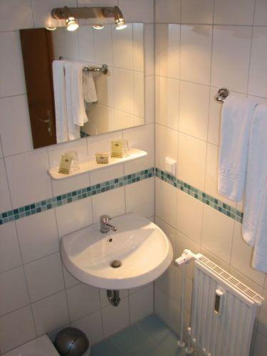 Twin Room - Photo 2